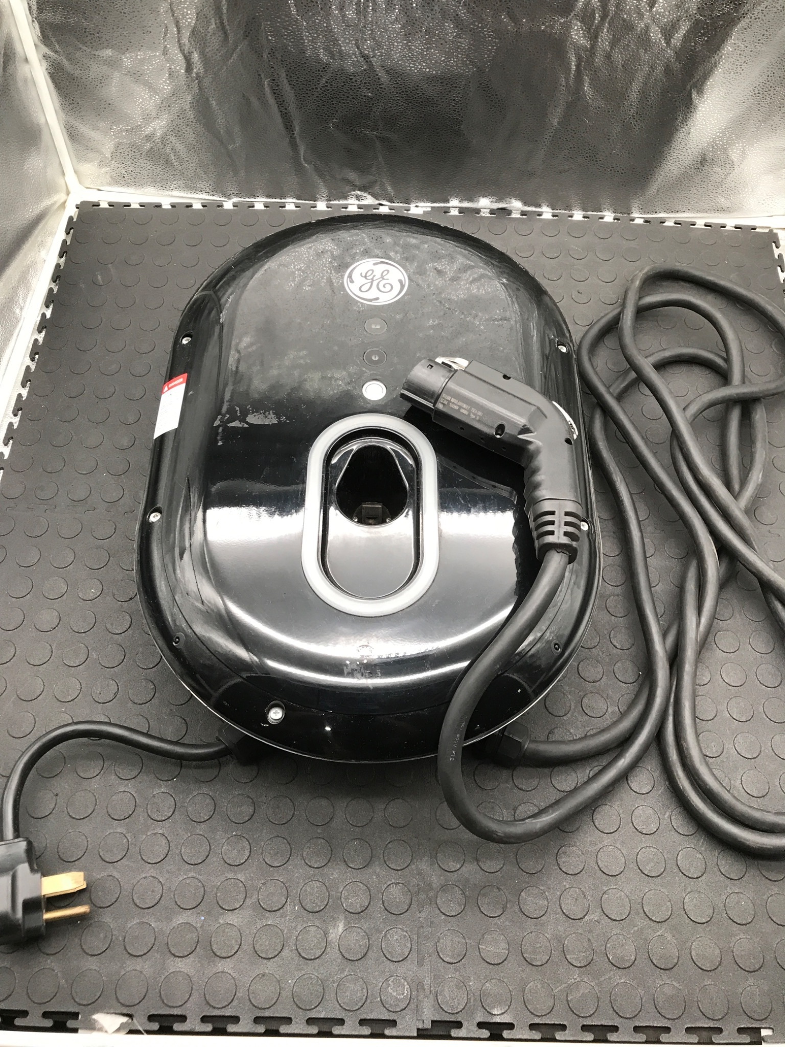 GENERAL ELECTRIC WattStation - J1772 Level 2 EV Charging Station USED 1