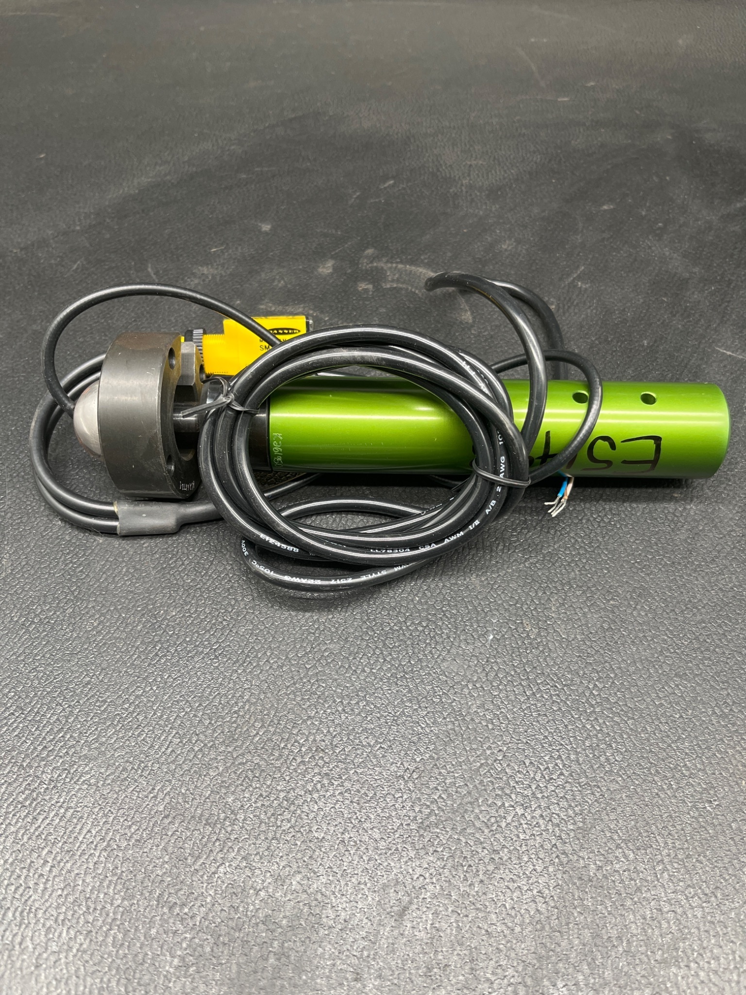 BANNER ENGINEERING SM312F MINI‑BEAM Sensor with Actuator Assembly USED 0