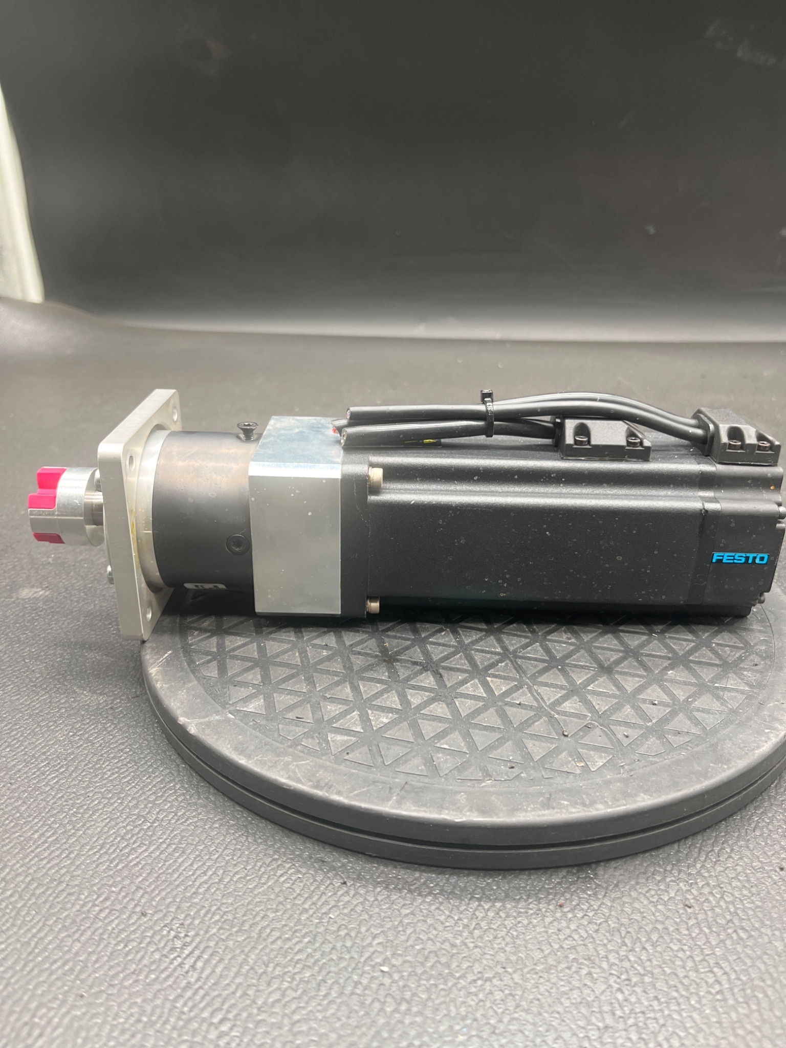 FESTO EMMB‑AS‑60‑04‑S30SB Servo Motor NEW 4