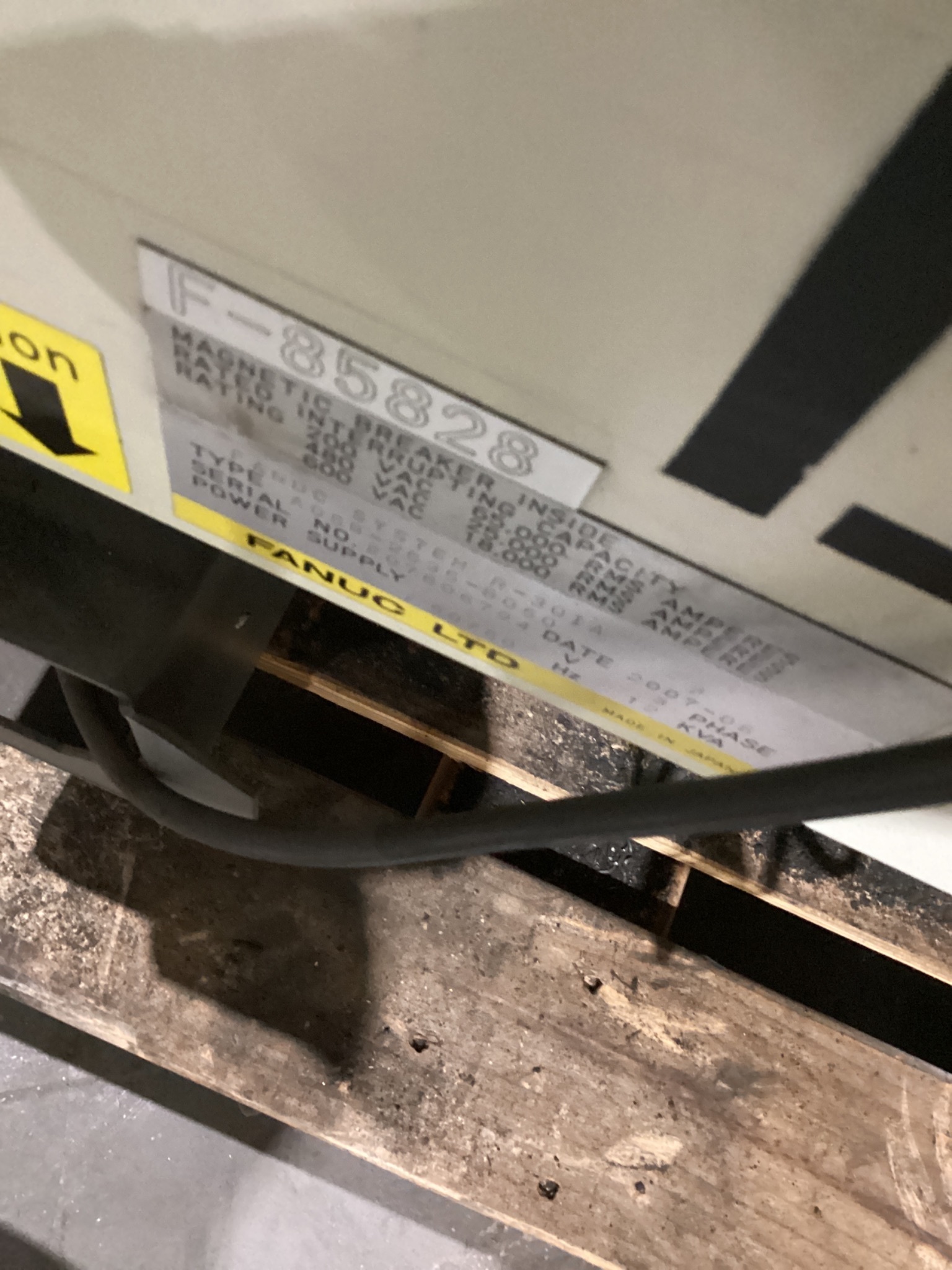 FANUC R-2000iB/100P Complete w/ R-30iA Controls USED - No Pendant 10