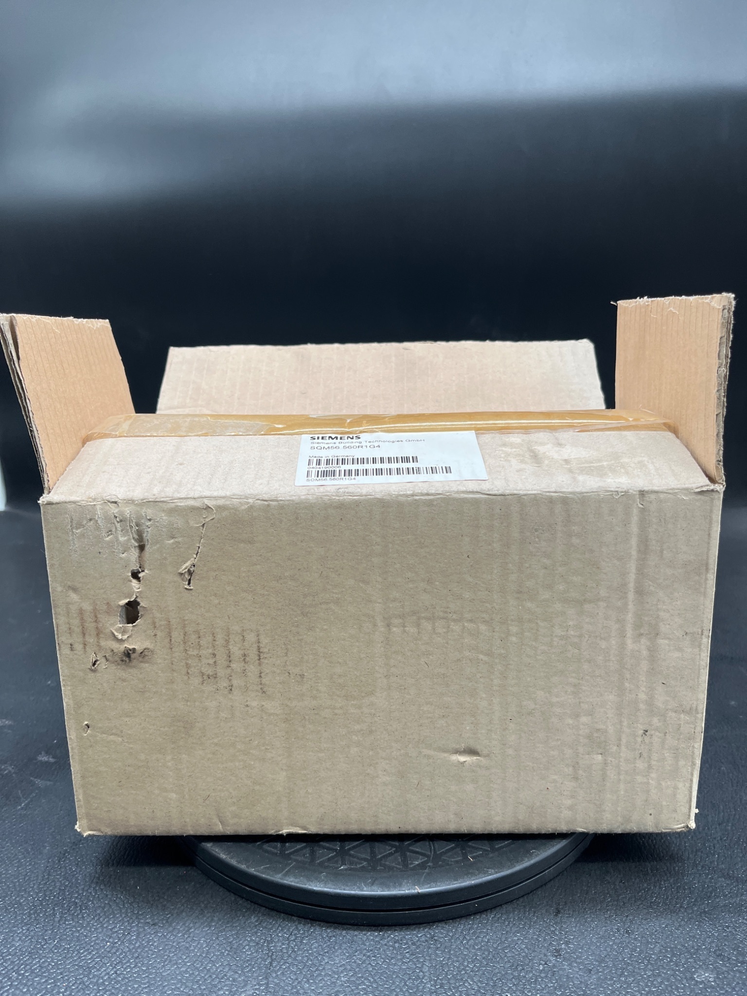 SIEMENS SQM56.560R1G4 Damper Motor Actuator NEW 6