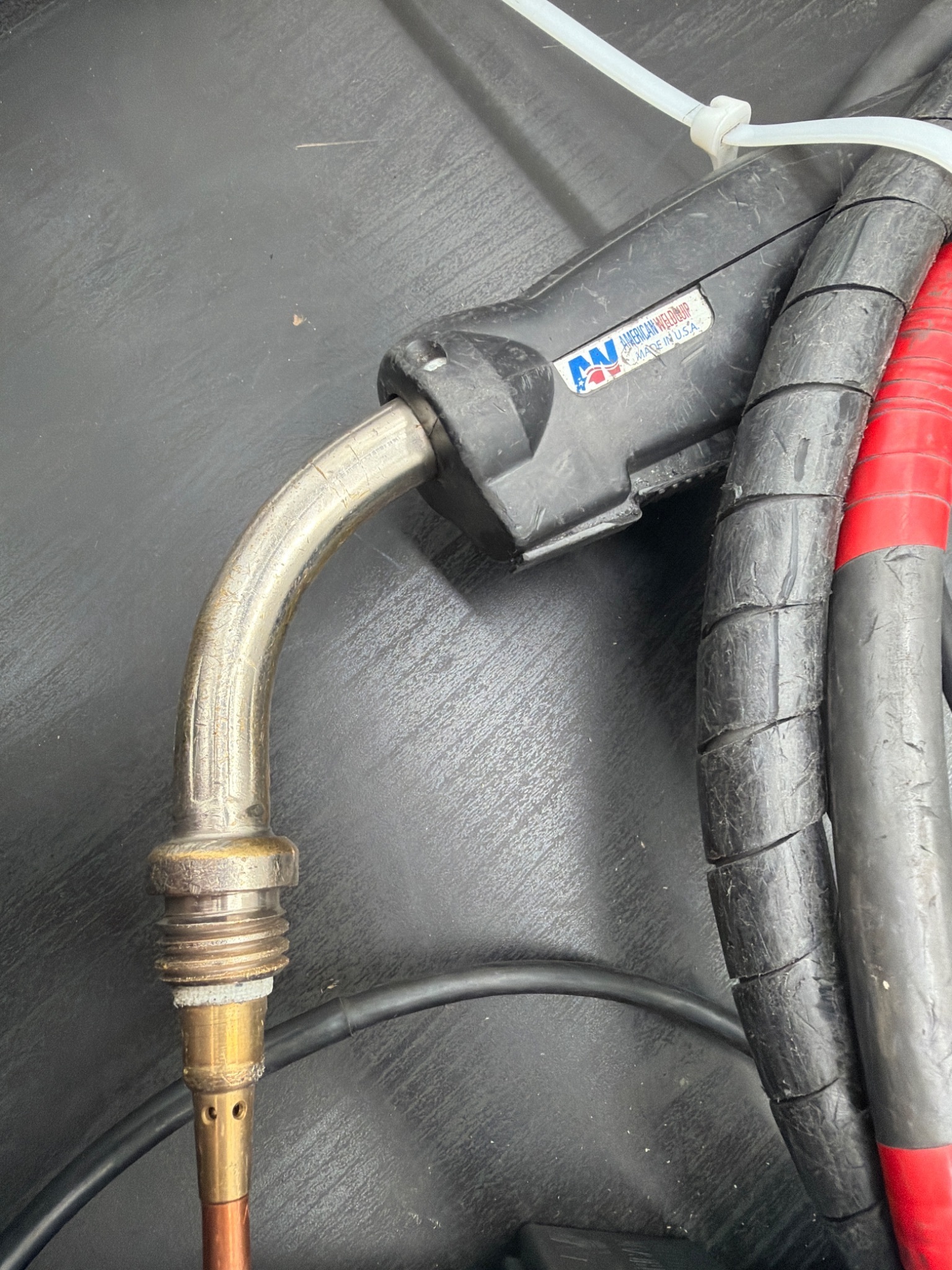AMERICAN WELDQUIP 347 Series MIG Welding Torch USED 3