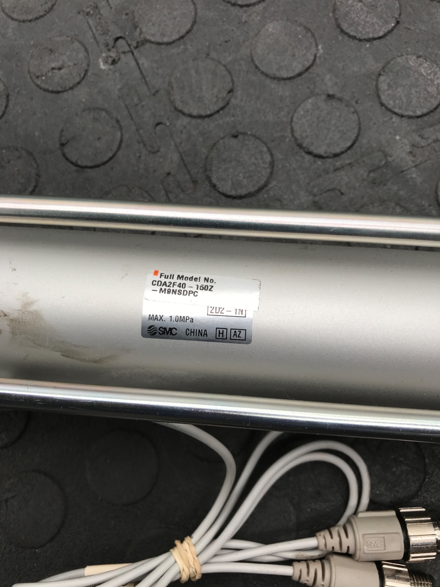 SMC CDA2F40‑150Z‑M9NSDPC Pneumatic Air Cylinder USED 1