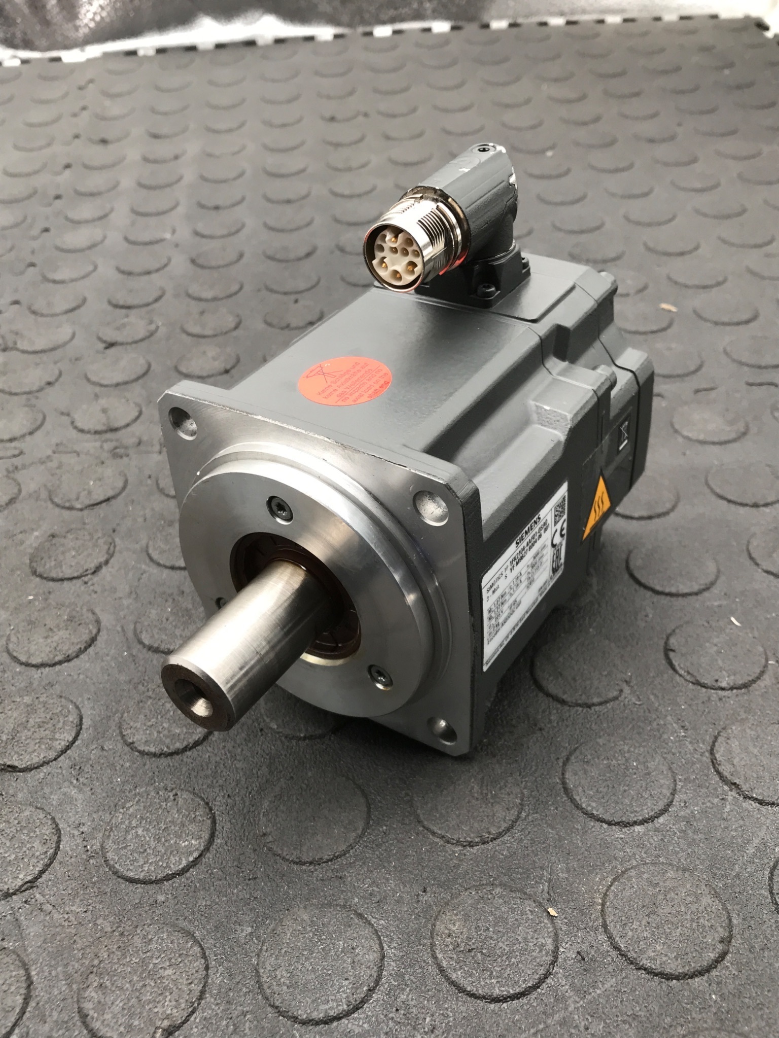 SIEMENS 1FK2104‑4AF01‑0SA0 SIMOTICS S Servo Motor NEW 0