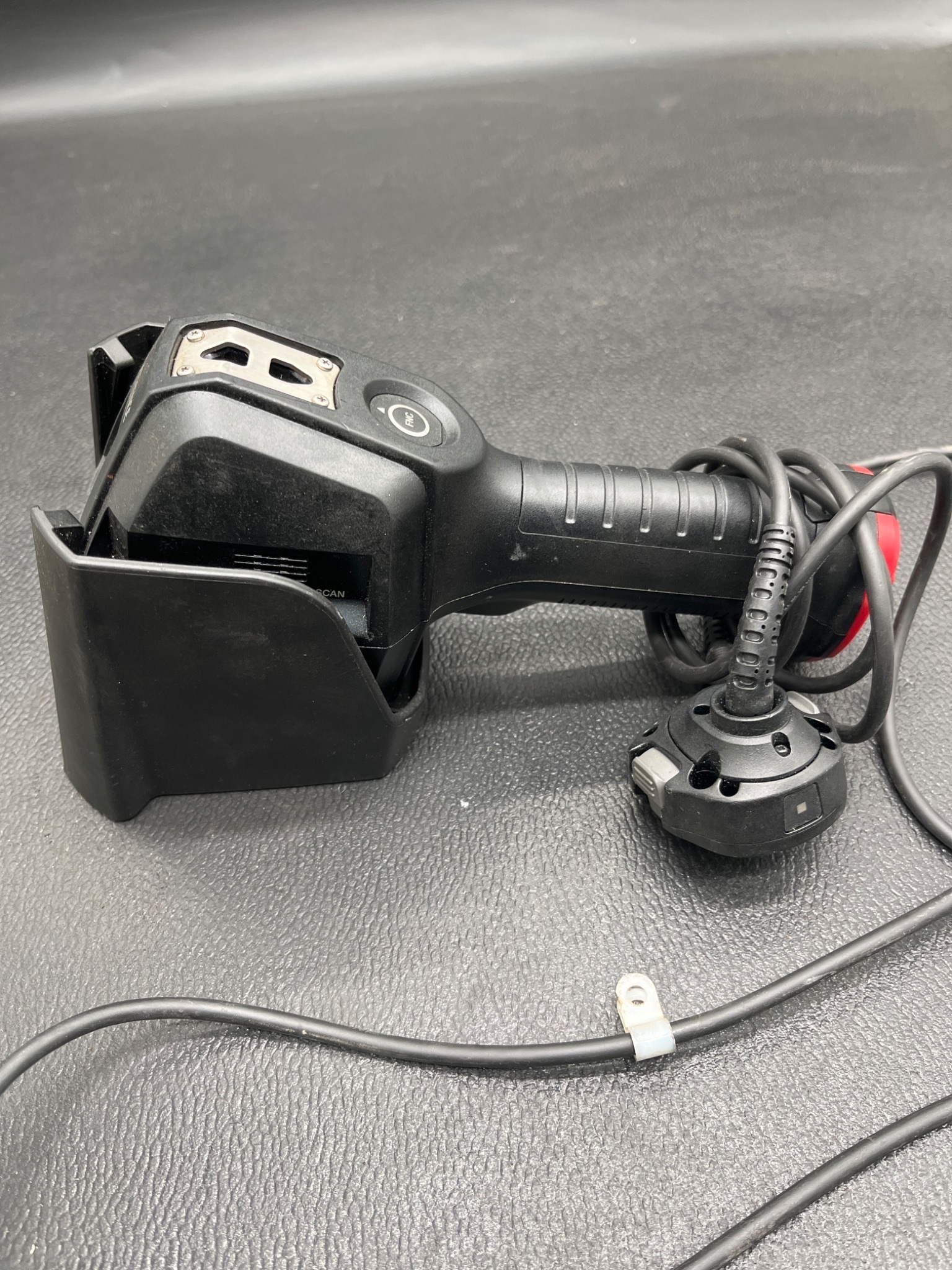 KEYENCE SR‑G100 Handheld Code Reader With Base & Power Cable USED 1