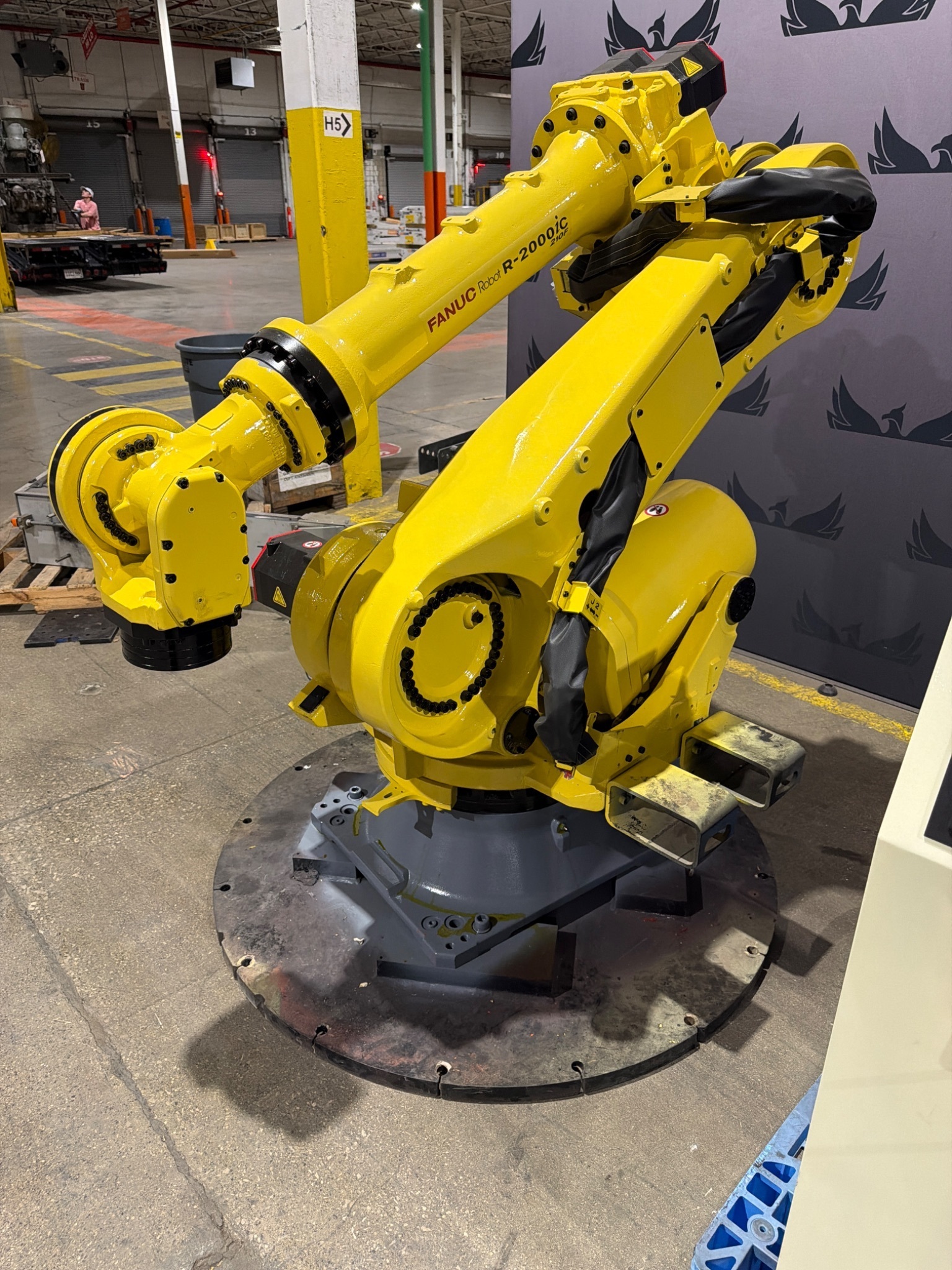 FANUC R-2000iC/210F Completes w/ R-30iB Controller REFURBISHED 24
