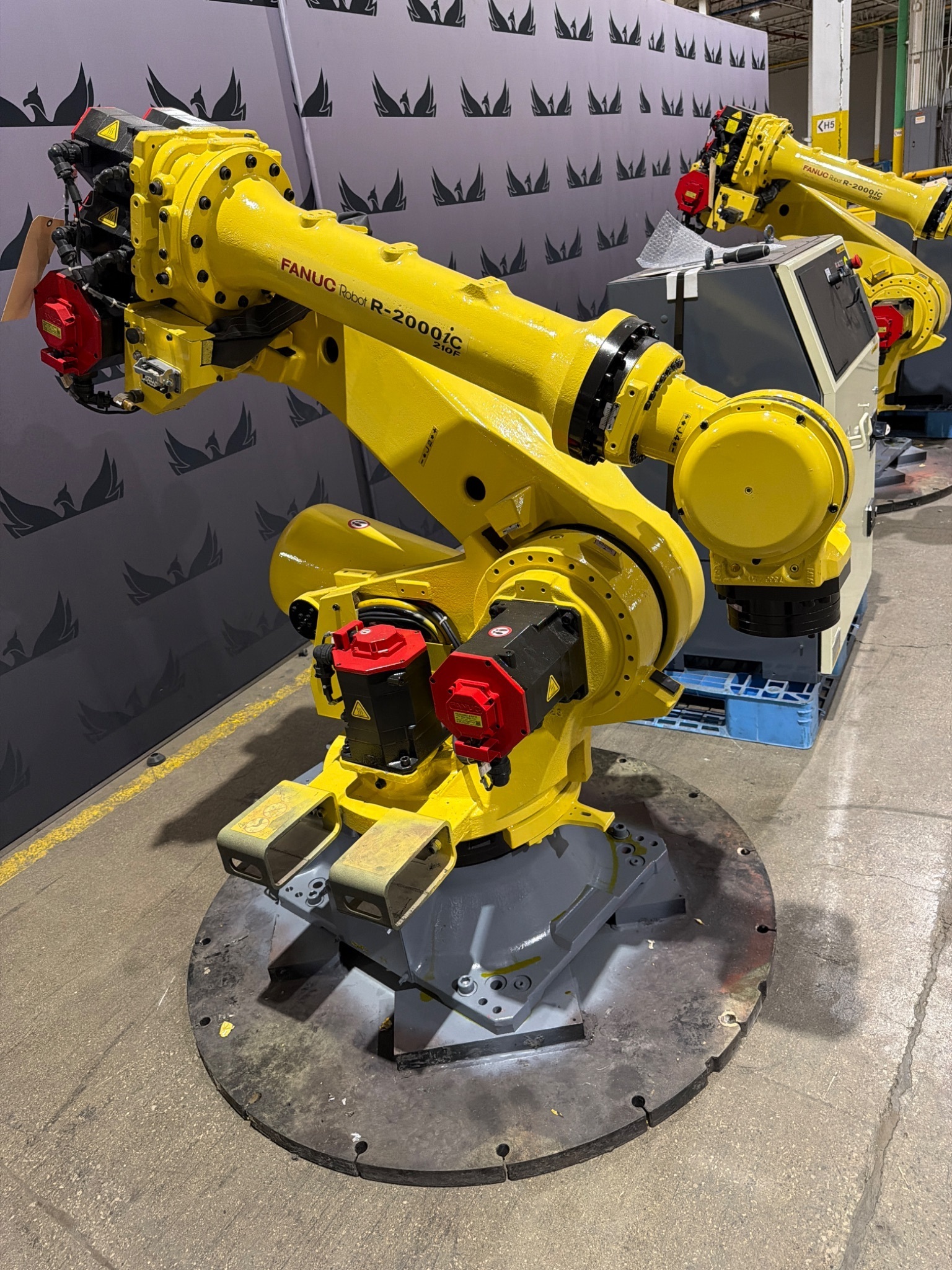 FANUC R-2000iC/210F Completes w/ R-30iB Controller REFURBISHED 25