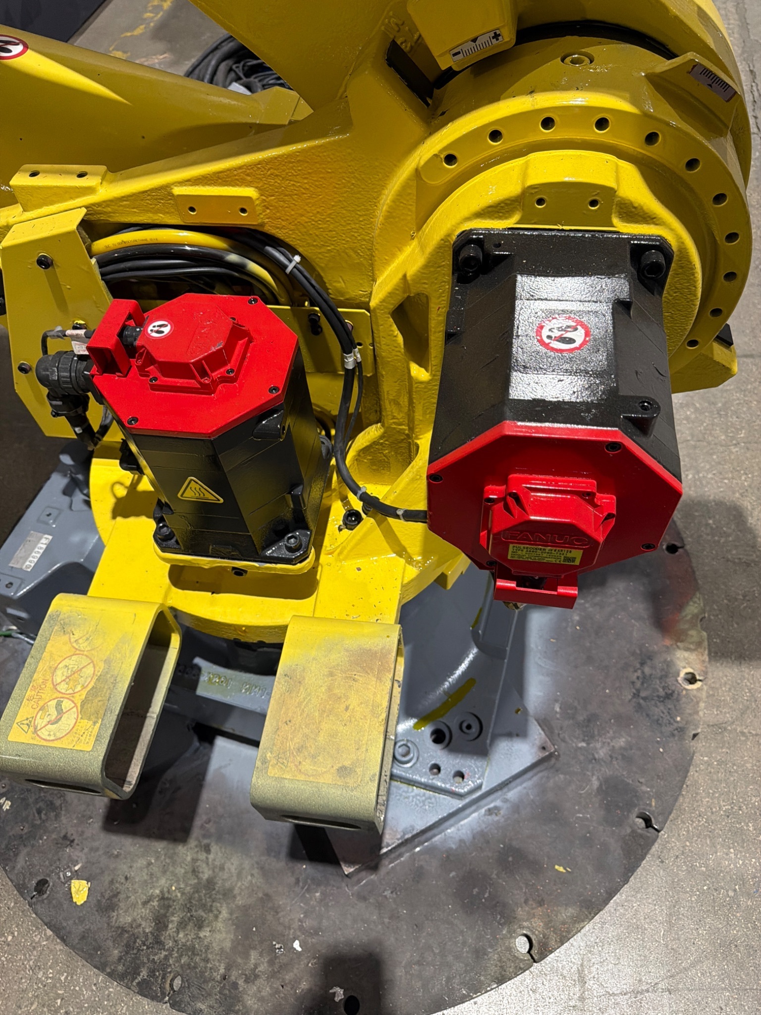 FANUC R-2000iC/210F Completes w/ R-30iB Controller REFURBISHED 26
