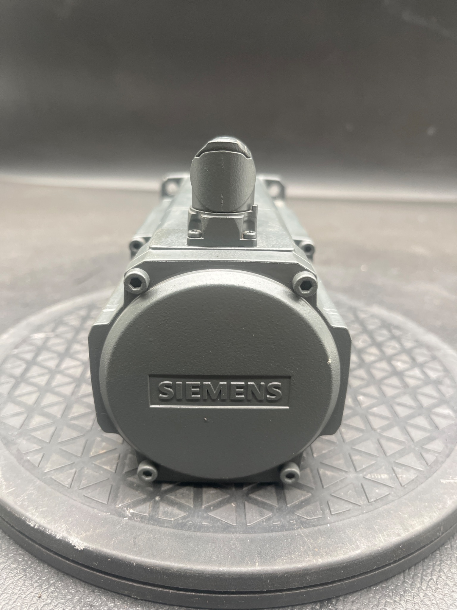 SIEMENS 1FK2104‑6AF11‑0SA0 SIMOTICS S Servo Motor NEW 3