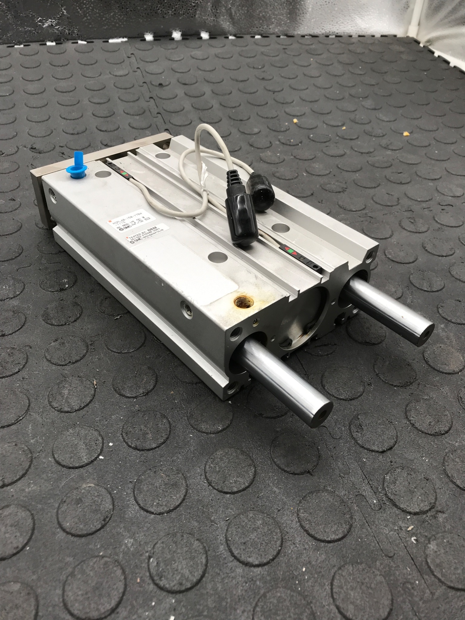 SMC MGPL40‑150‑Y7BW‑111G Guided Pneumatic Cylinder NEW 1
