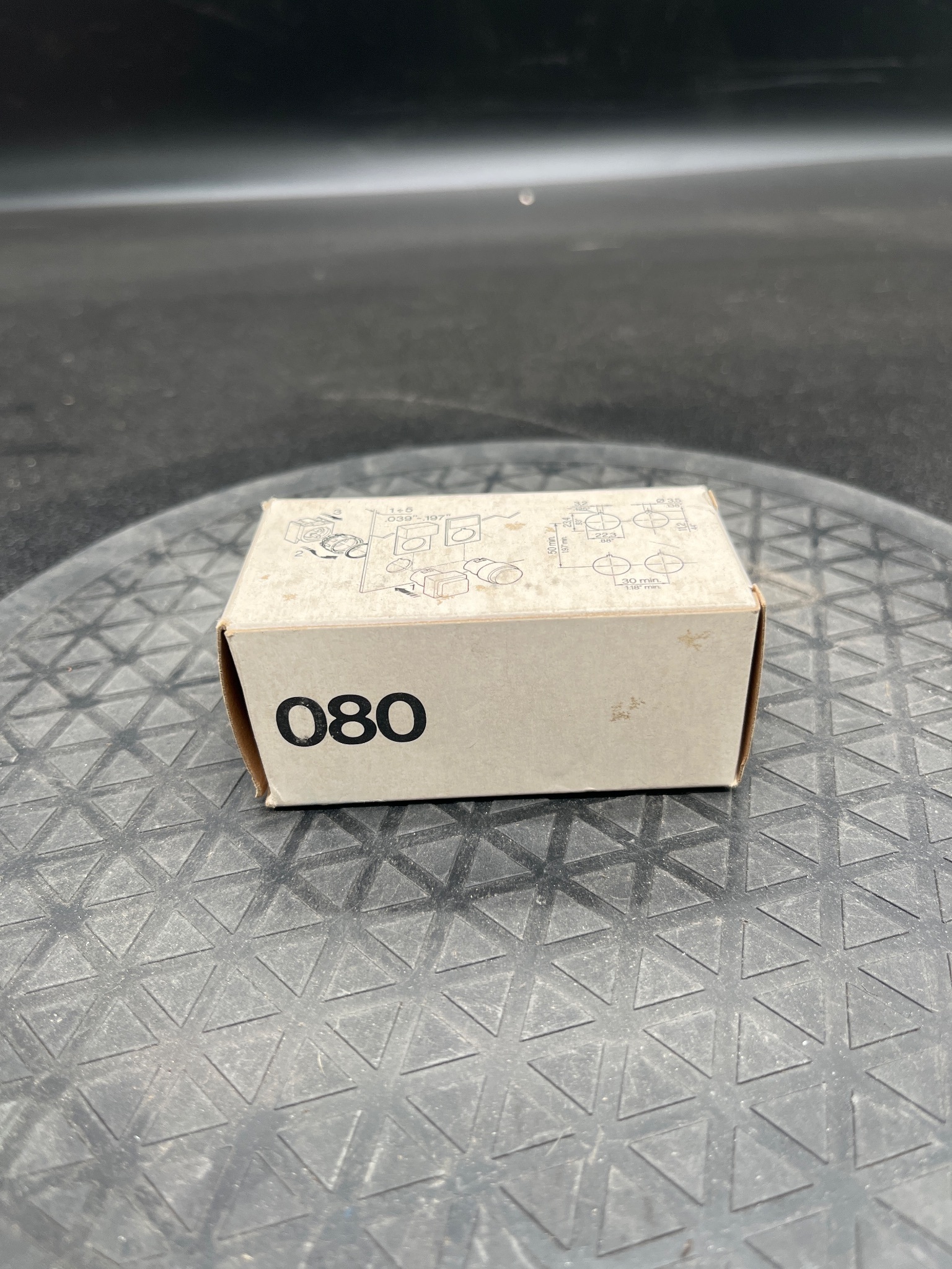 GENERAL ELECTRIC 080PLBG Pushbutton Switch NEW 1