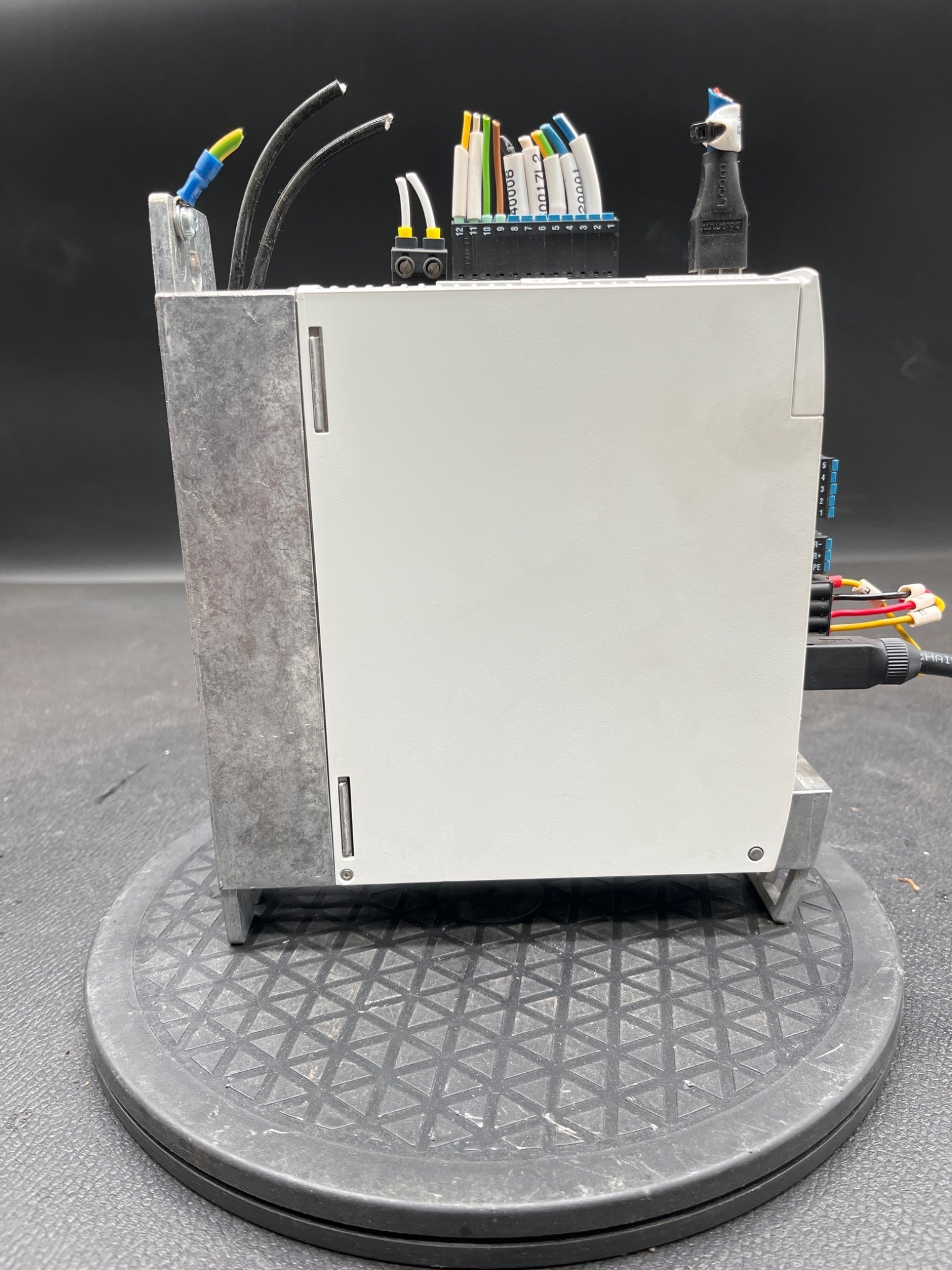 FESTO CMMT‑AS‑C2‑3A‑PN‑S1 Servo Drive PROFINET USED 3