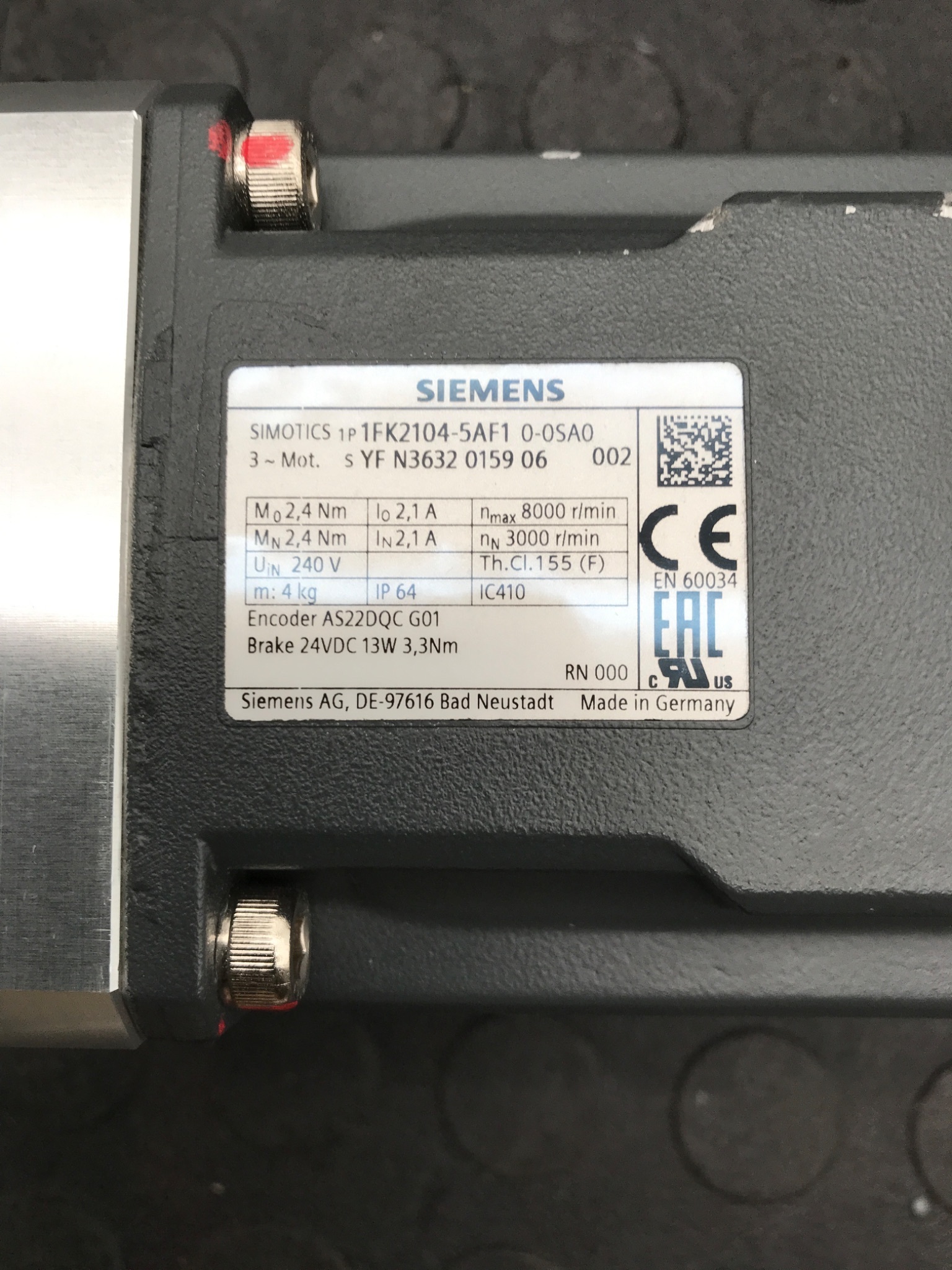SIEMENS 1FK2104‑5AF10‑0SA0 SIMOTICS S Servo Motor w/ Sesame Gearbox USED 1
