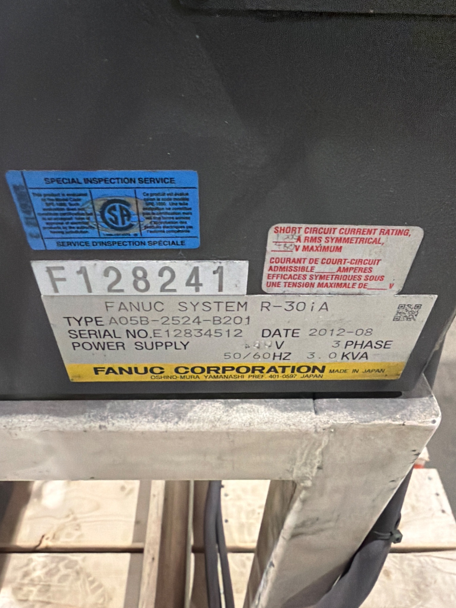 FANUC ArcMate 120iC Robot w/ R‑30iA Controller USED 10