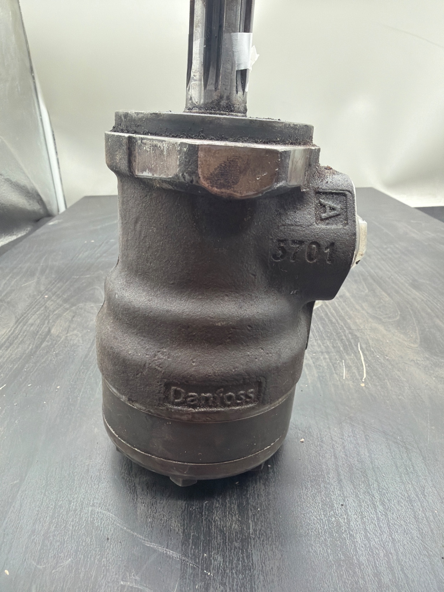 WHITE 11185570 OMR X 160 Multi‑Spline Hydraulic Motor USED 0