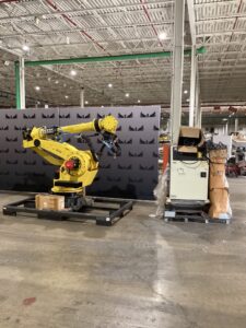 FANUC M-900iA/260L Complete w/ R-30iA Controls USED – Low Hours
