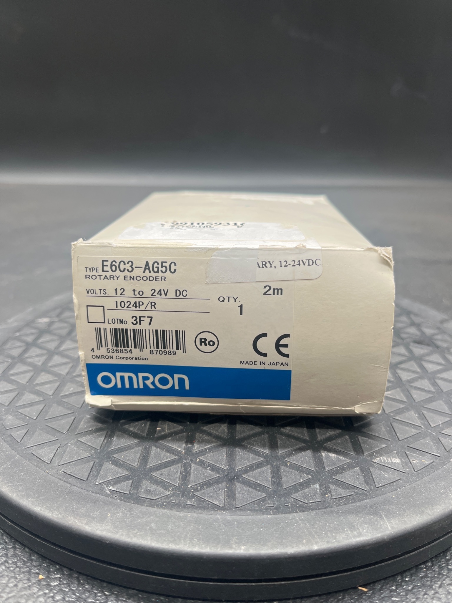OMRON E6C3‑AG5C Rotary Encoder NEW 0