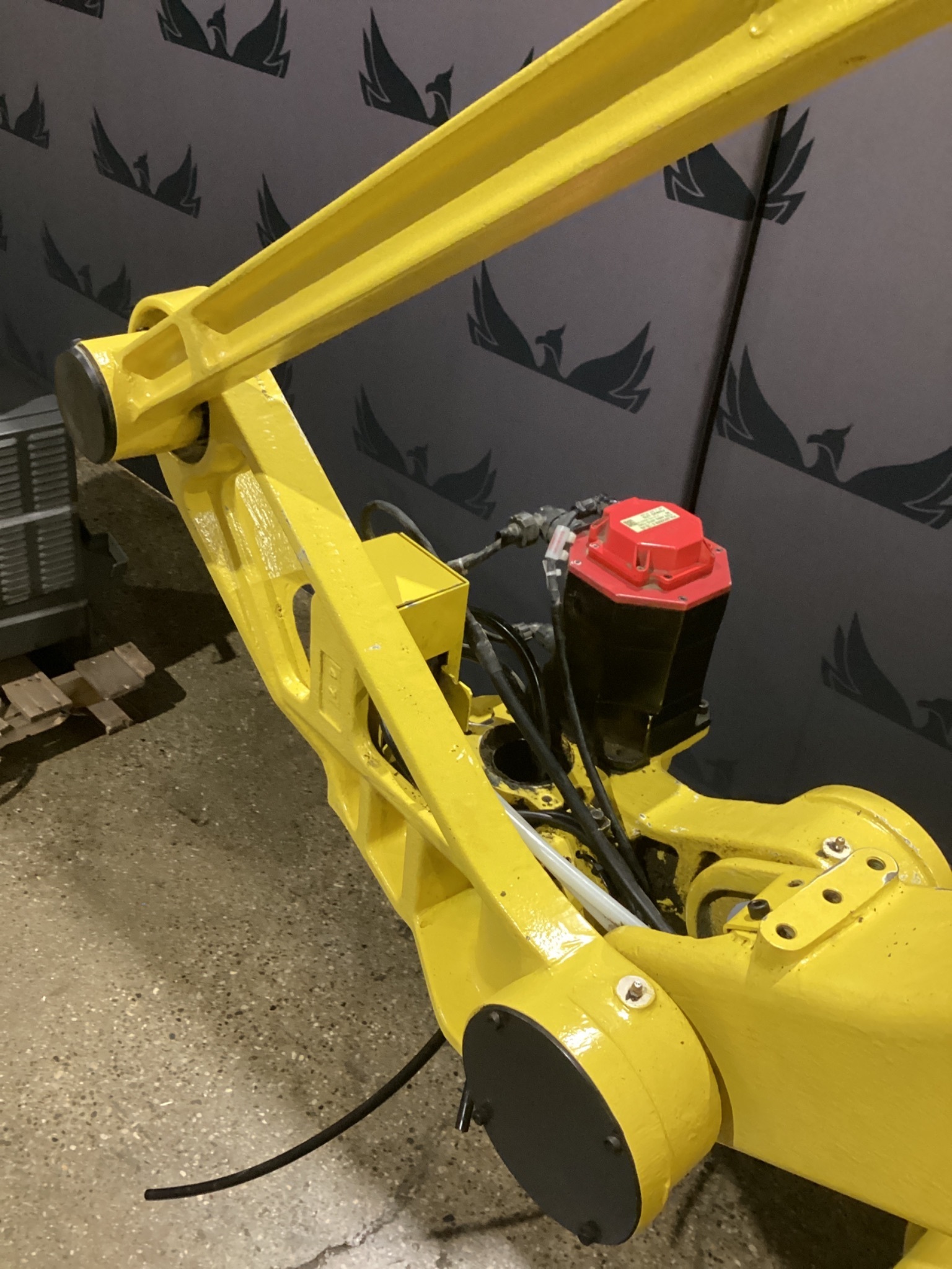 FANUC M-410iB/160 Complete w/ R-J3iB Controls USED 3