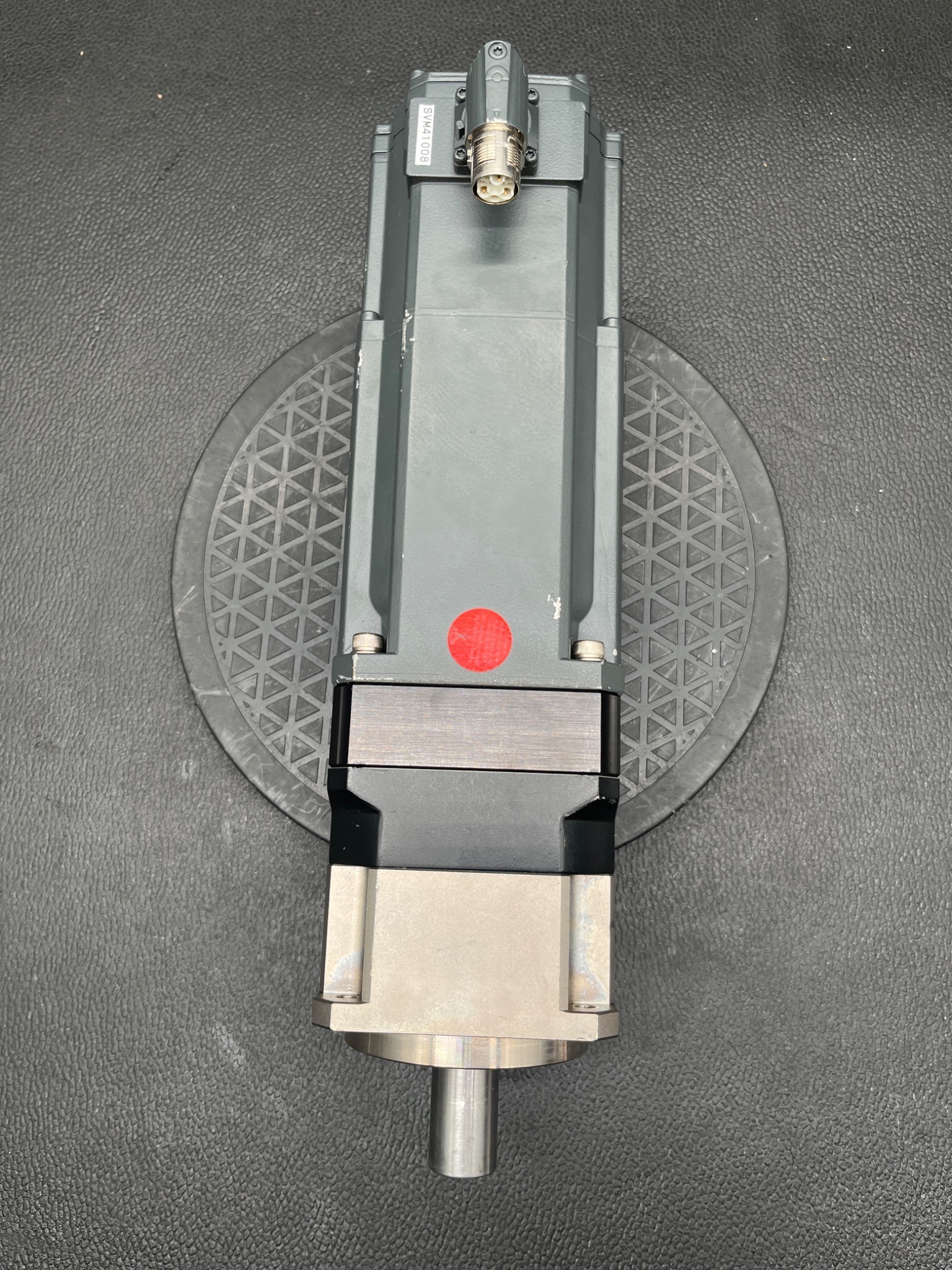 SIEMENS 1FK2205‑4AF11‑1SA0 SIMOTICS S Servo Motor w/ SESAME Gearbox USED 0