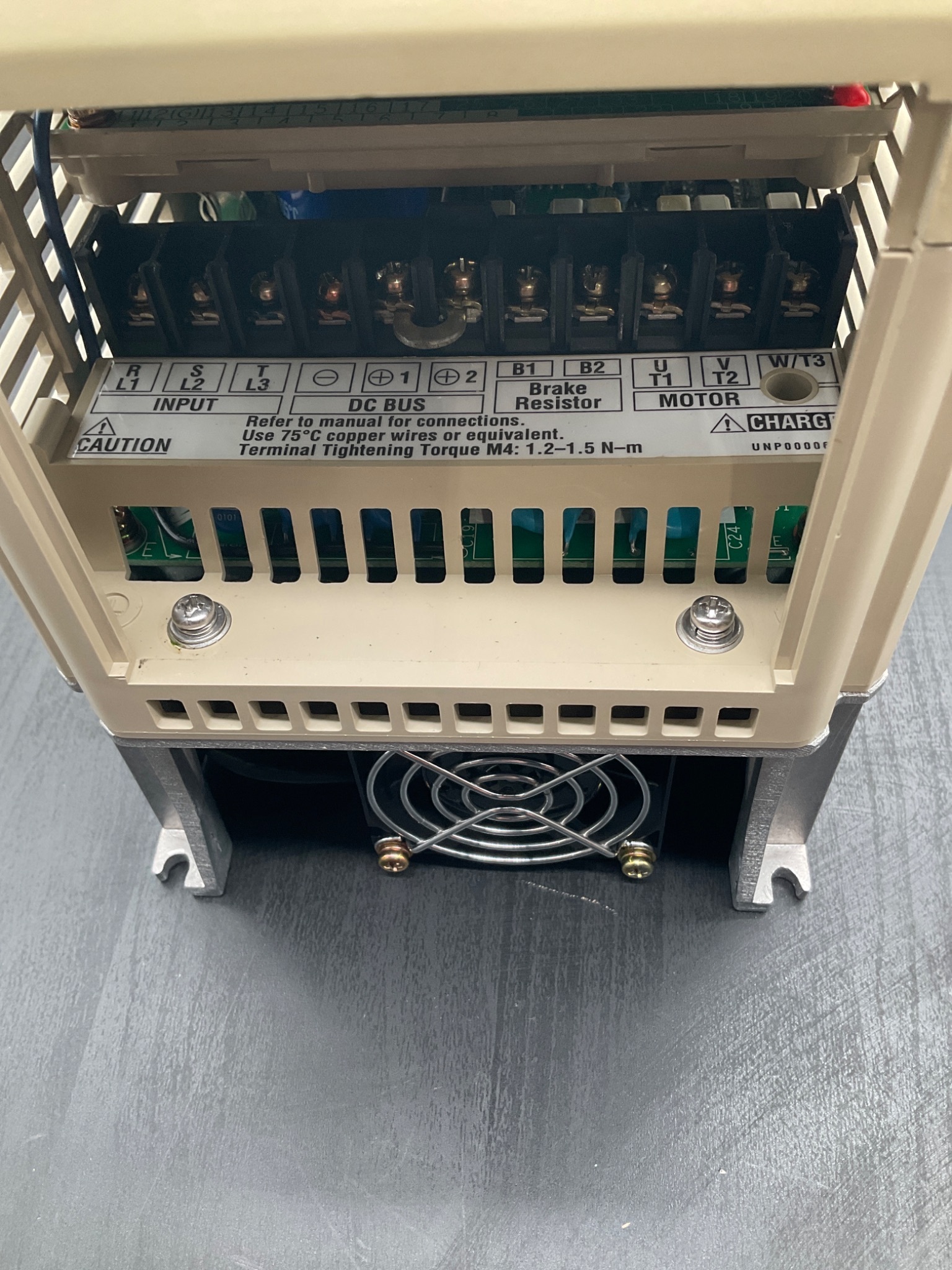 YASKAWA CIMR‑G5M44P0 GPD 515/G5 AC Drive USED 1