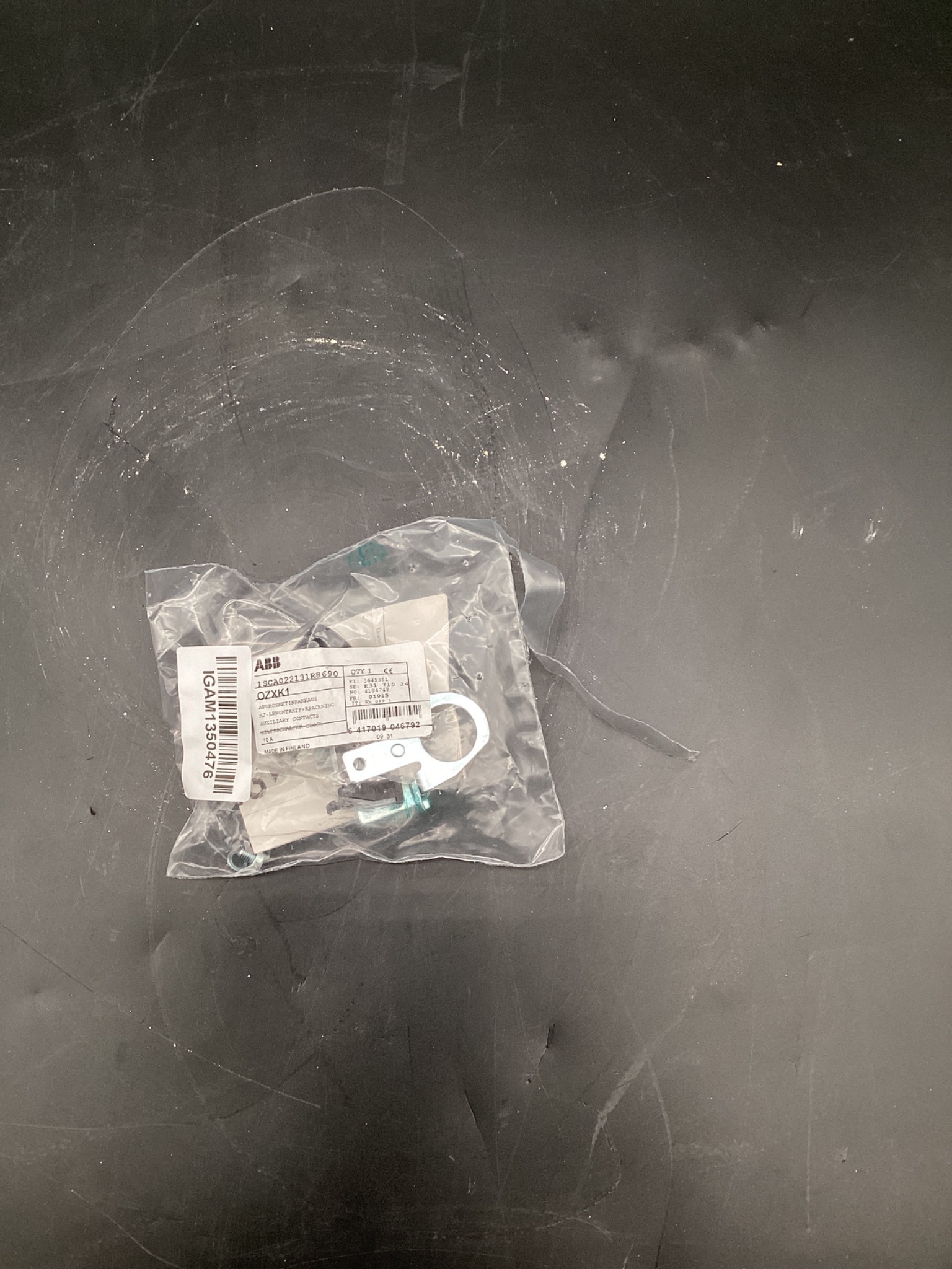 ABB 1SCA022131R8690 OZXK1 Auxiliary Contactor NEW 0