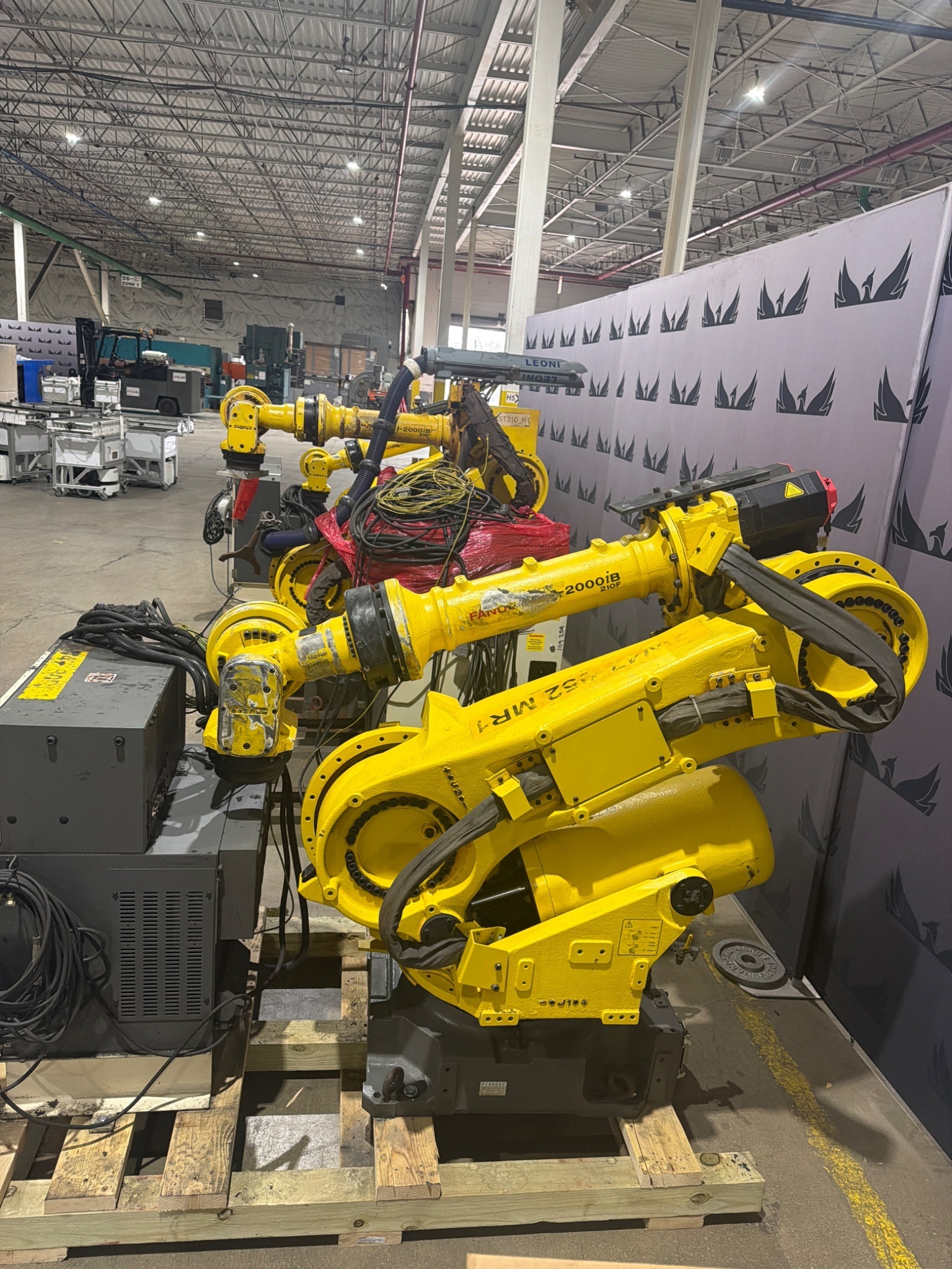 FANUC R‑2000iB/210F Robot Complete w/ R‑30iB Controller USED 4