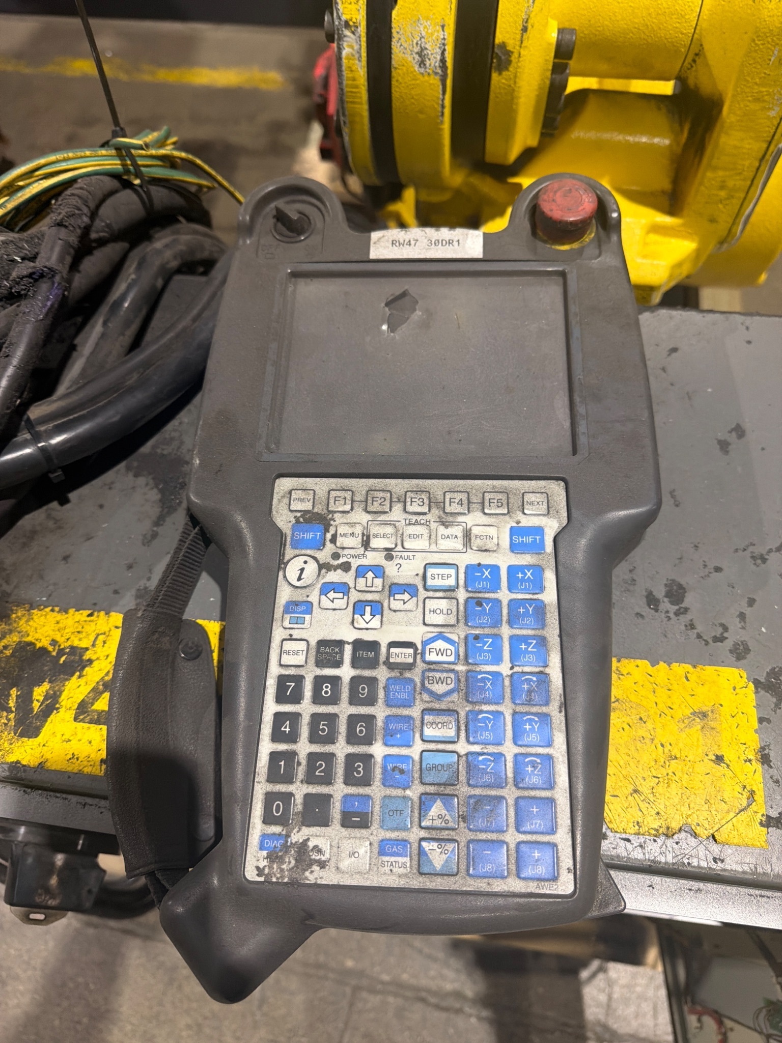 FANUC R‑2000iB/210F Robot Complete w/ R‑30iB Controller USED 10