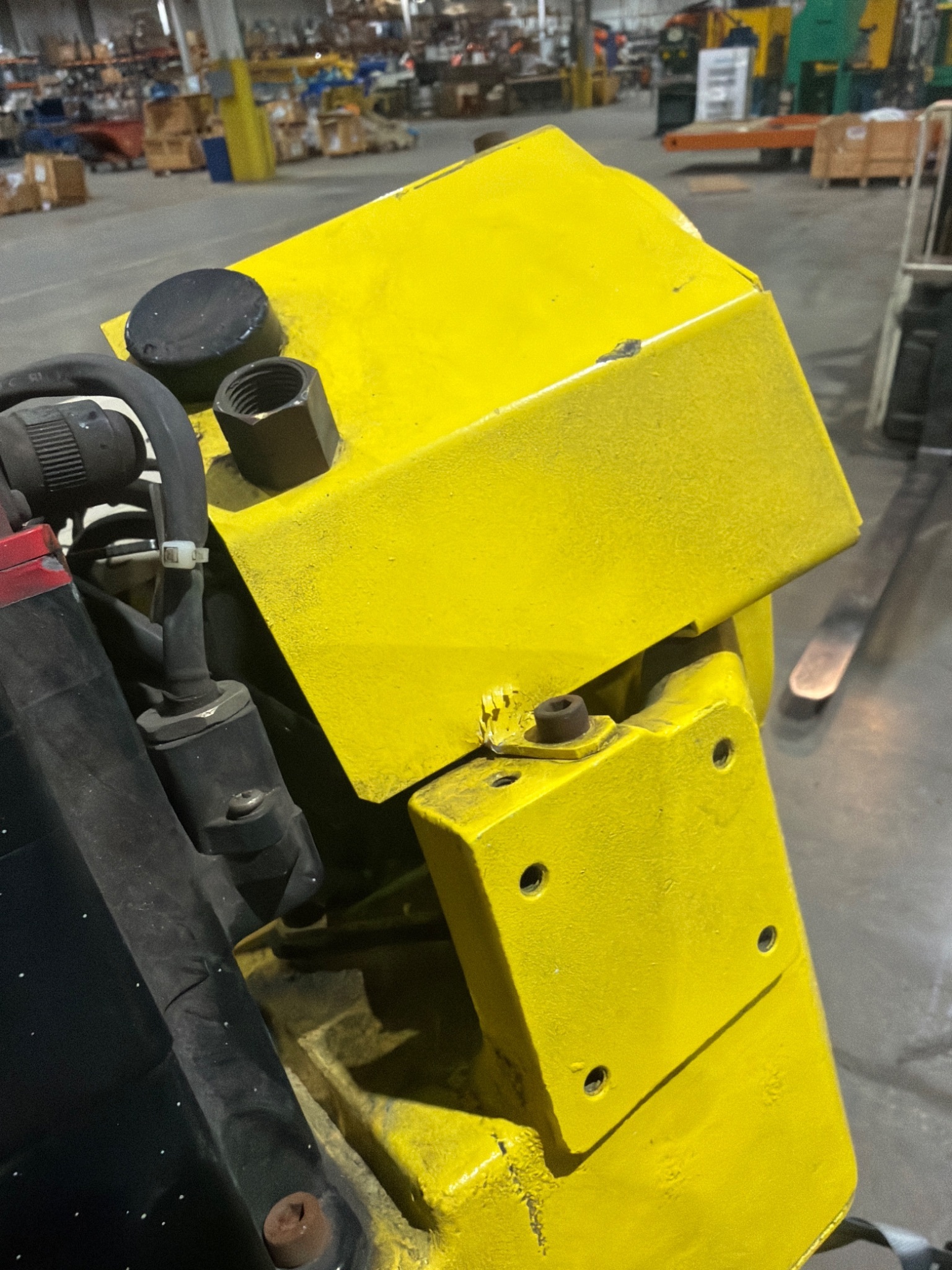 FANUC M‑16iB/20 Complete w/ R‑J3iB Controller USED 27