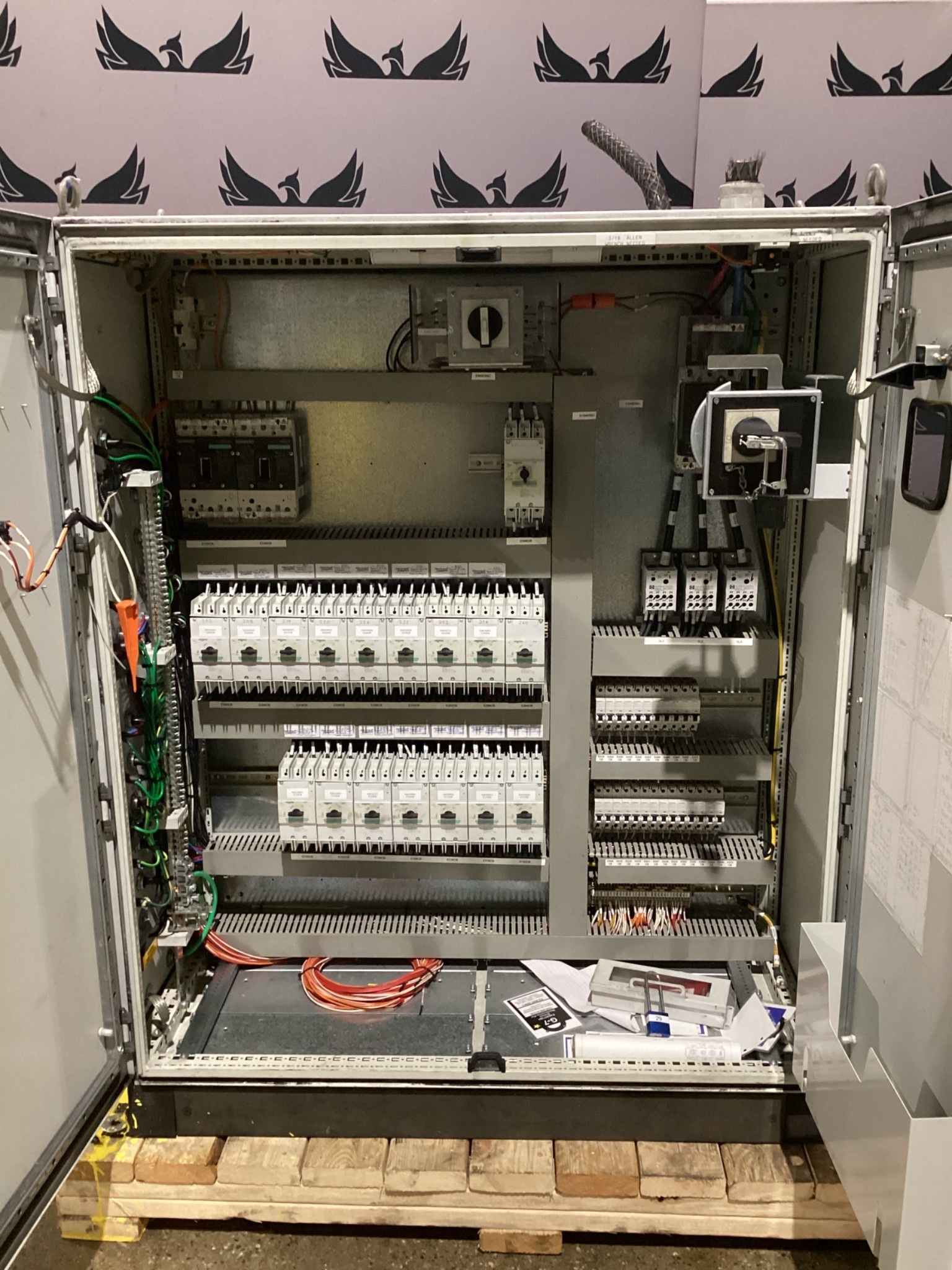 Industrial Power Distribution Panel PDP KA010P1 USED 1