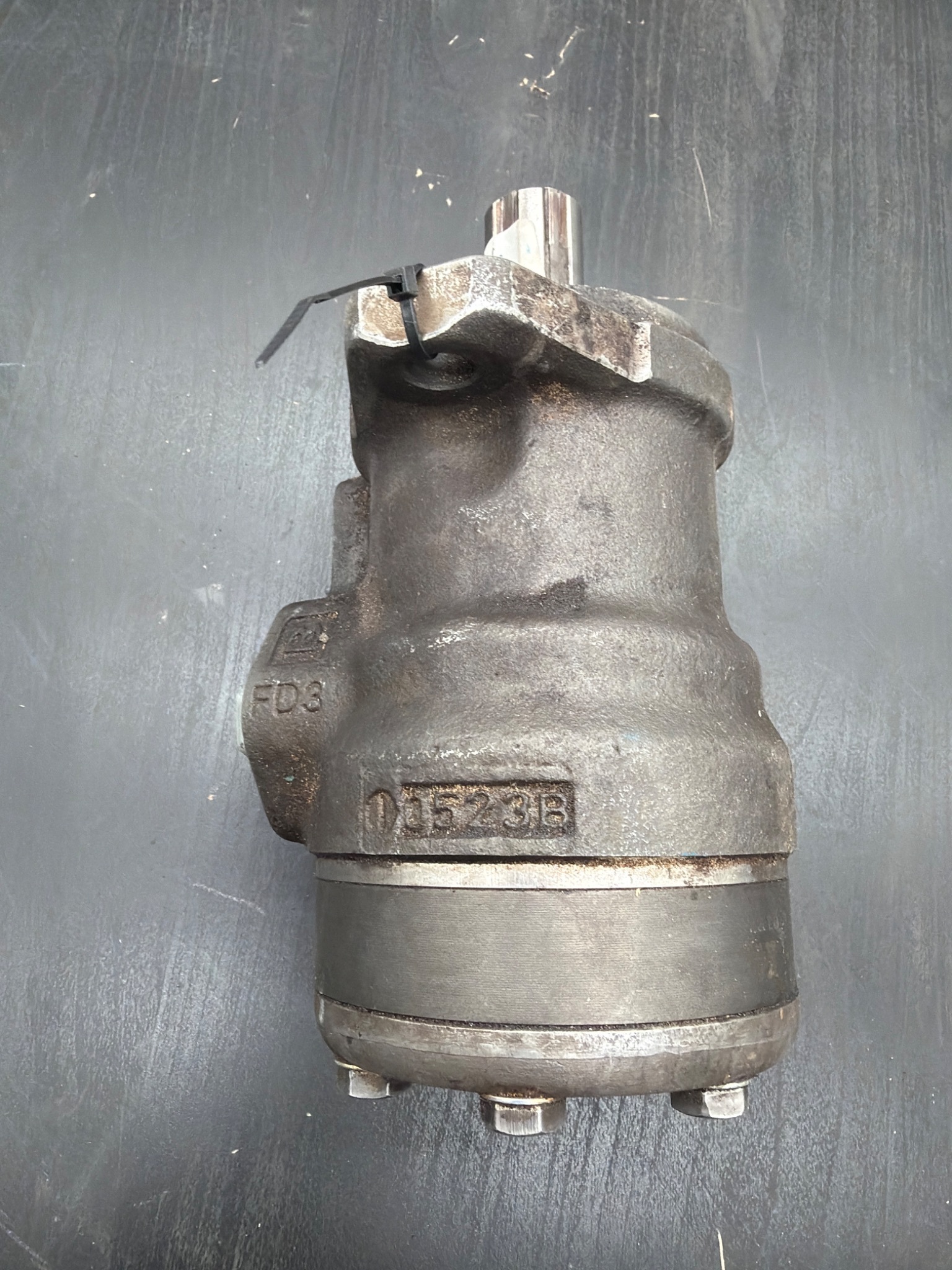 WHITE 11185570 OMR X 160 Multi‑Spline Hydraulic Motor USED 3