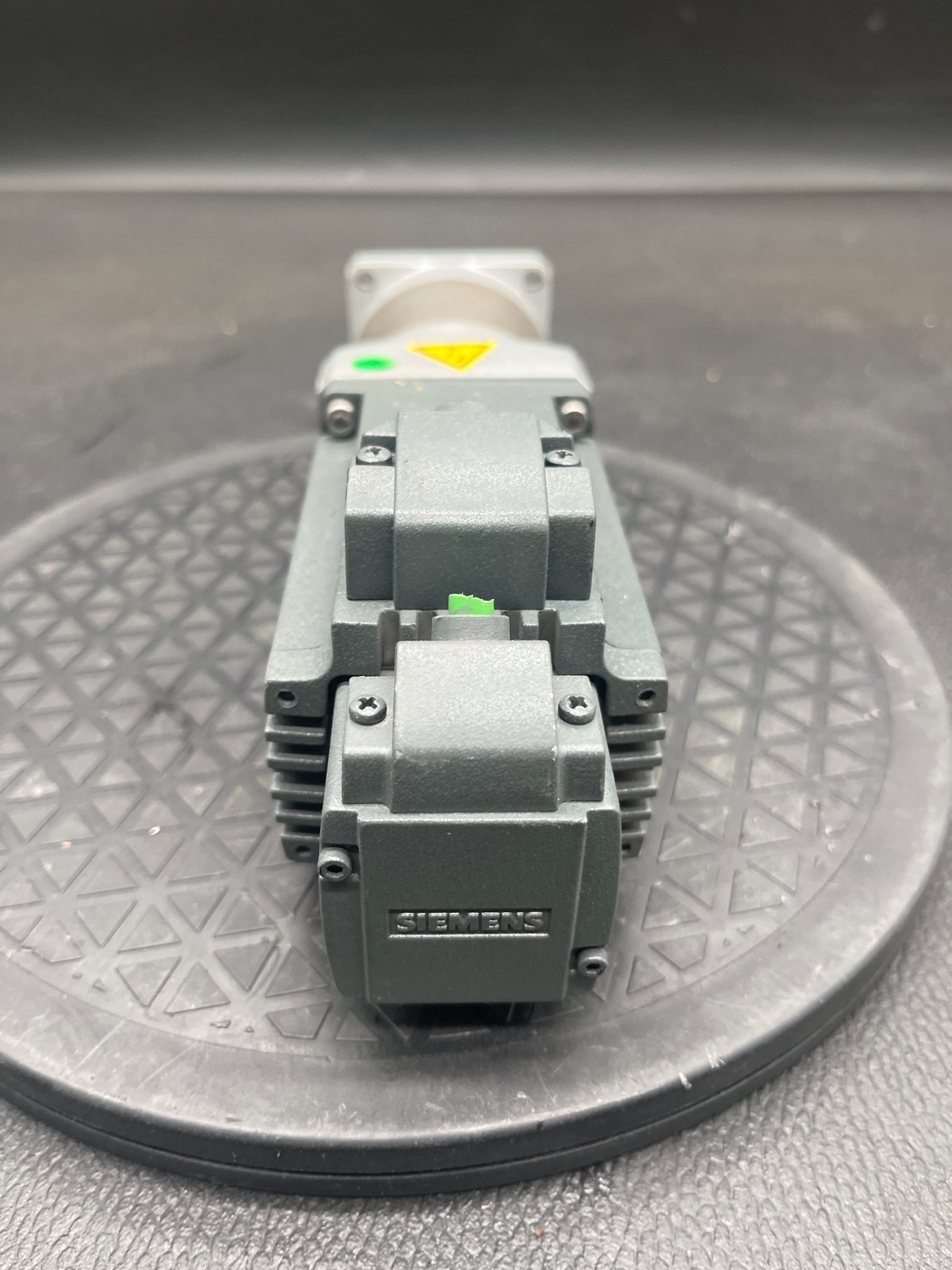 SIEMENS 1FL6034‑2AF21‑1AA1 SIMOTICS S Servo Motor USED 3