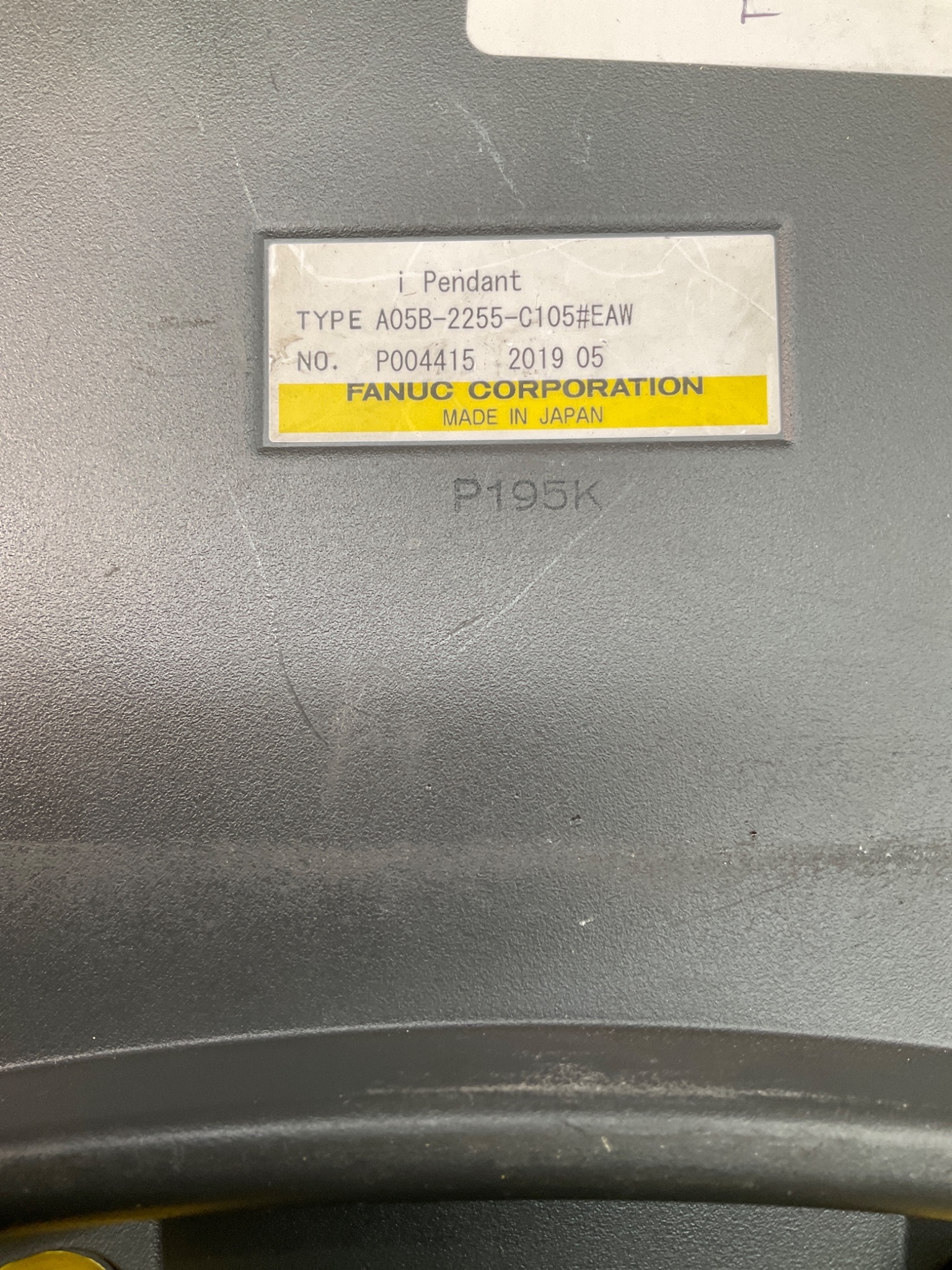 FANUC A05B-2255-C105#EAW I-PENDANT TOUCHSCREEN FOR R-30IB USED 1