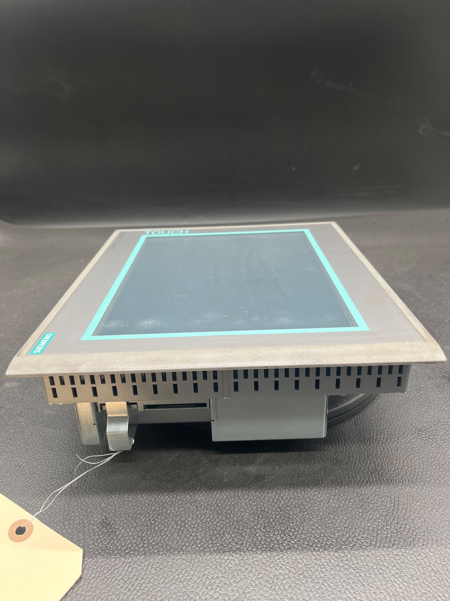 SIEMENS 6AV6644‑0AA01‑2AX0 SIMATIC MP377 12" Touch HMI USED 4