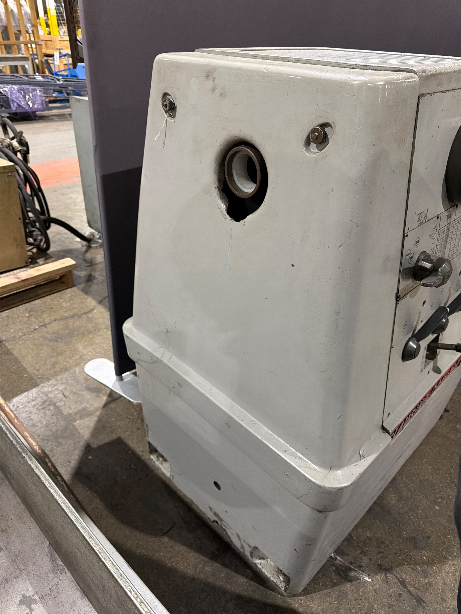 CLAUSING COLCHESTER 17 ENGINE LATHE 480V PARTS 4