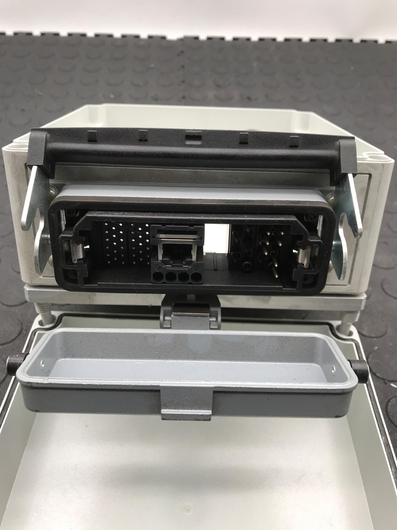 RITTAL PK 9518 000 IP66 Compact Enclosure Type 4X/12 NEW 2