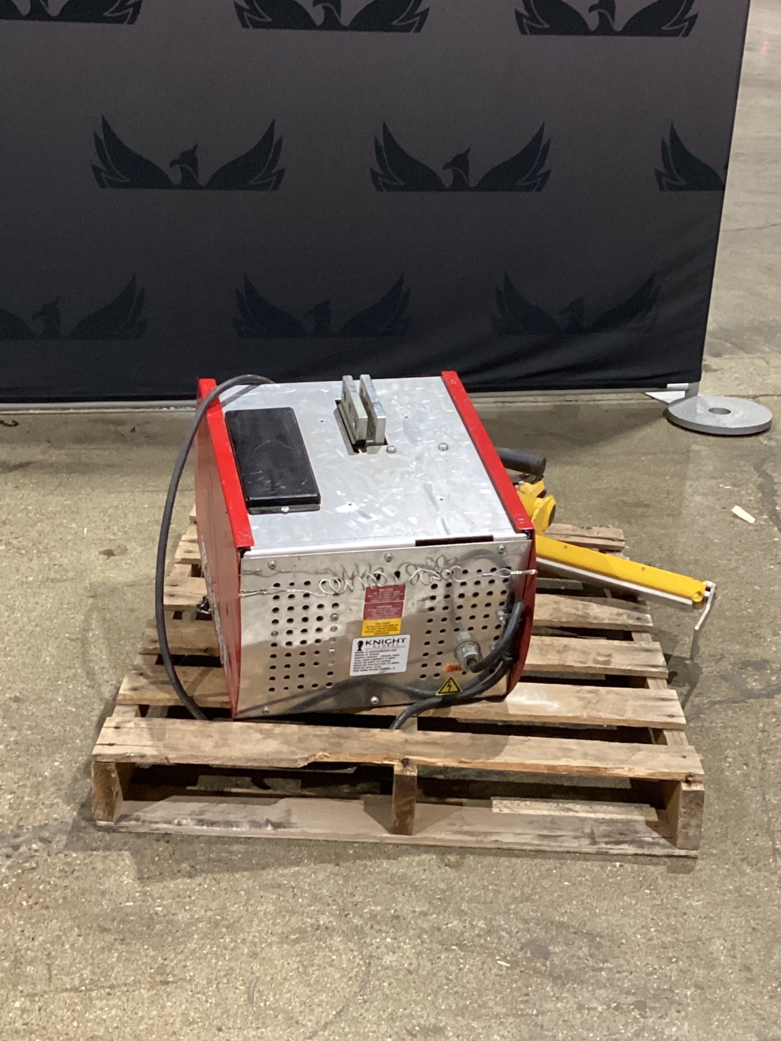 KNIGHT GLOBAL KSH200DS‑2401‑005 Pneumatic Lift Assist 200 lb Capacity USED 0