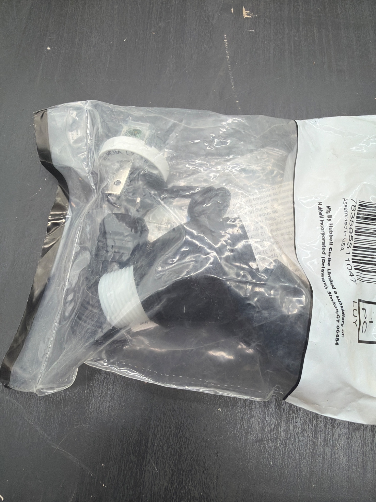 HUBBELL HBL24W34BK Watertight Plug NEMA L7‑15 15A 277V NEW 2