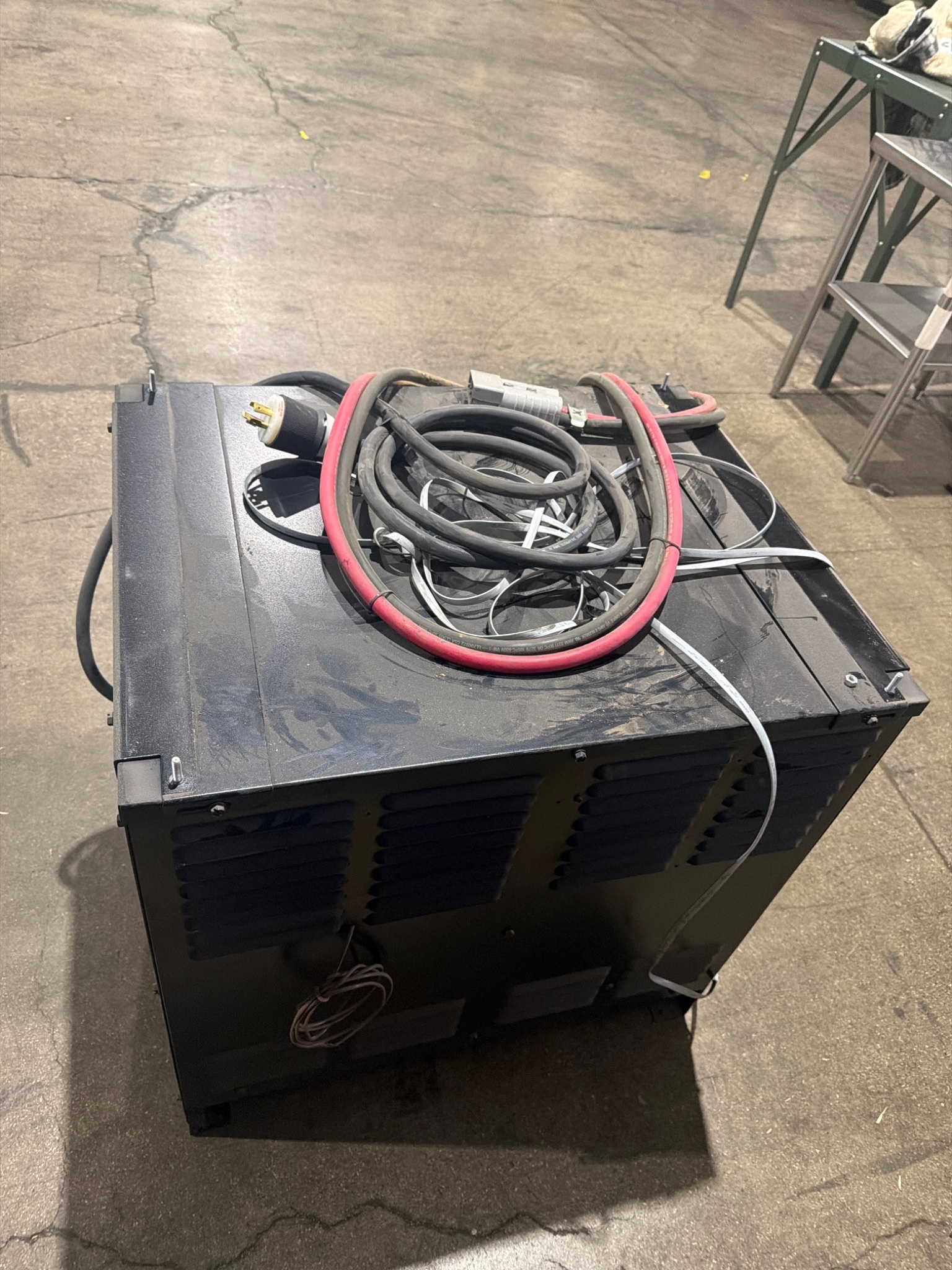 APPLIED ENERGY SOLUTIONS 18Y0965X3D WorkHorse Series 3 Battery Charger 36V USED 3