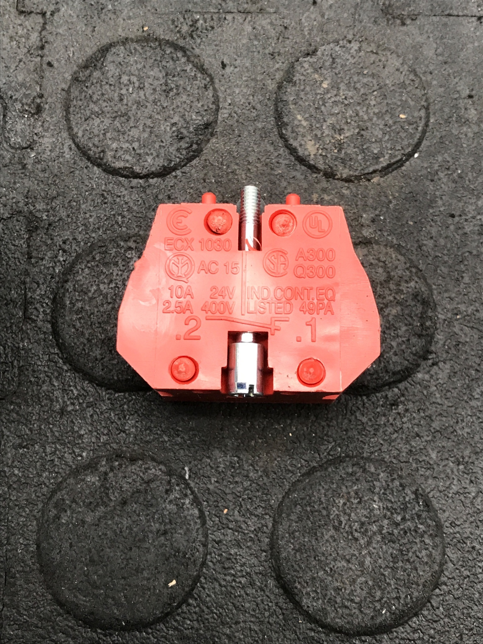 AUTOMATIONDIRECT GCX1211‑24L Illuminated Pushbutton Switch NEW 2