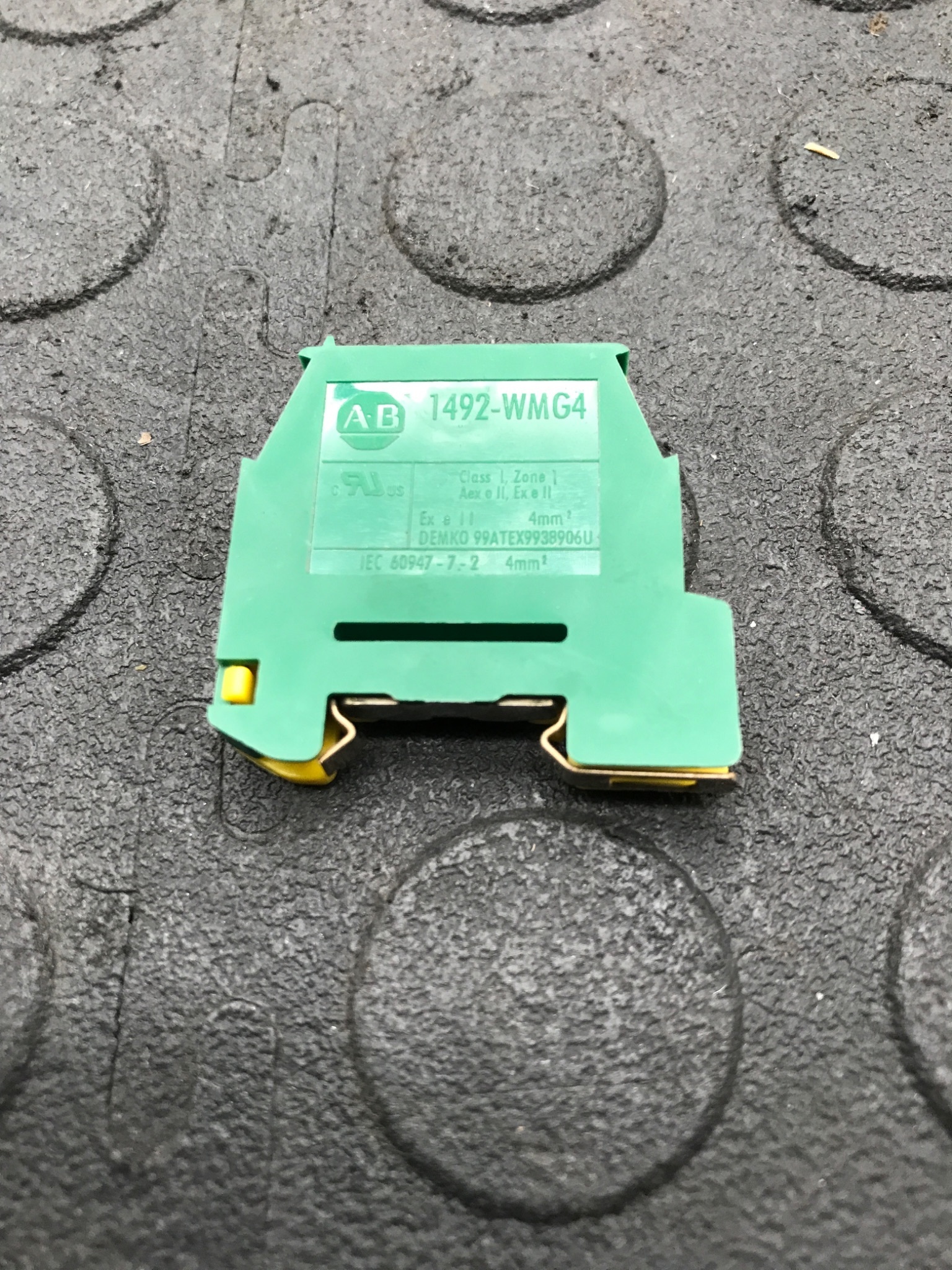 ALLEN‑BRADLEY 1492‑WMG4 Terminal Block NEW 1