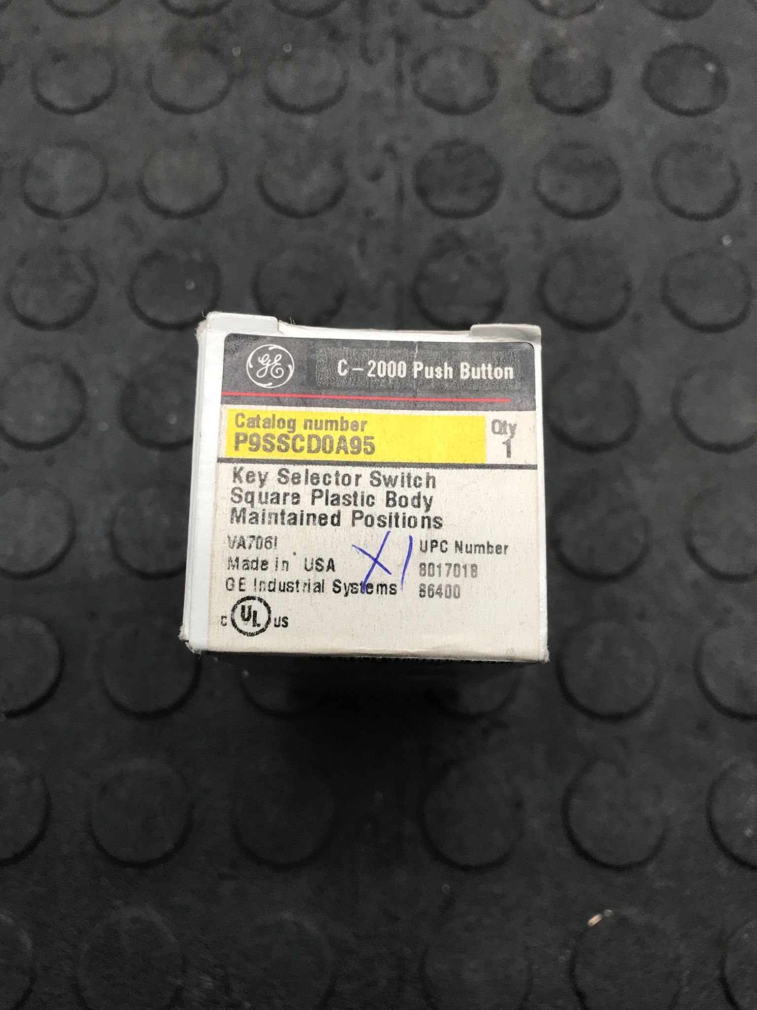 GENERAL ELECTRIC P9SSCD0A95 Key Selector Switch NEW 1