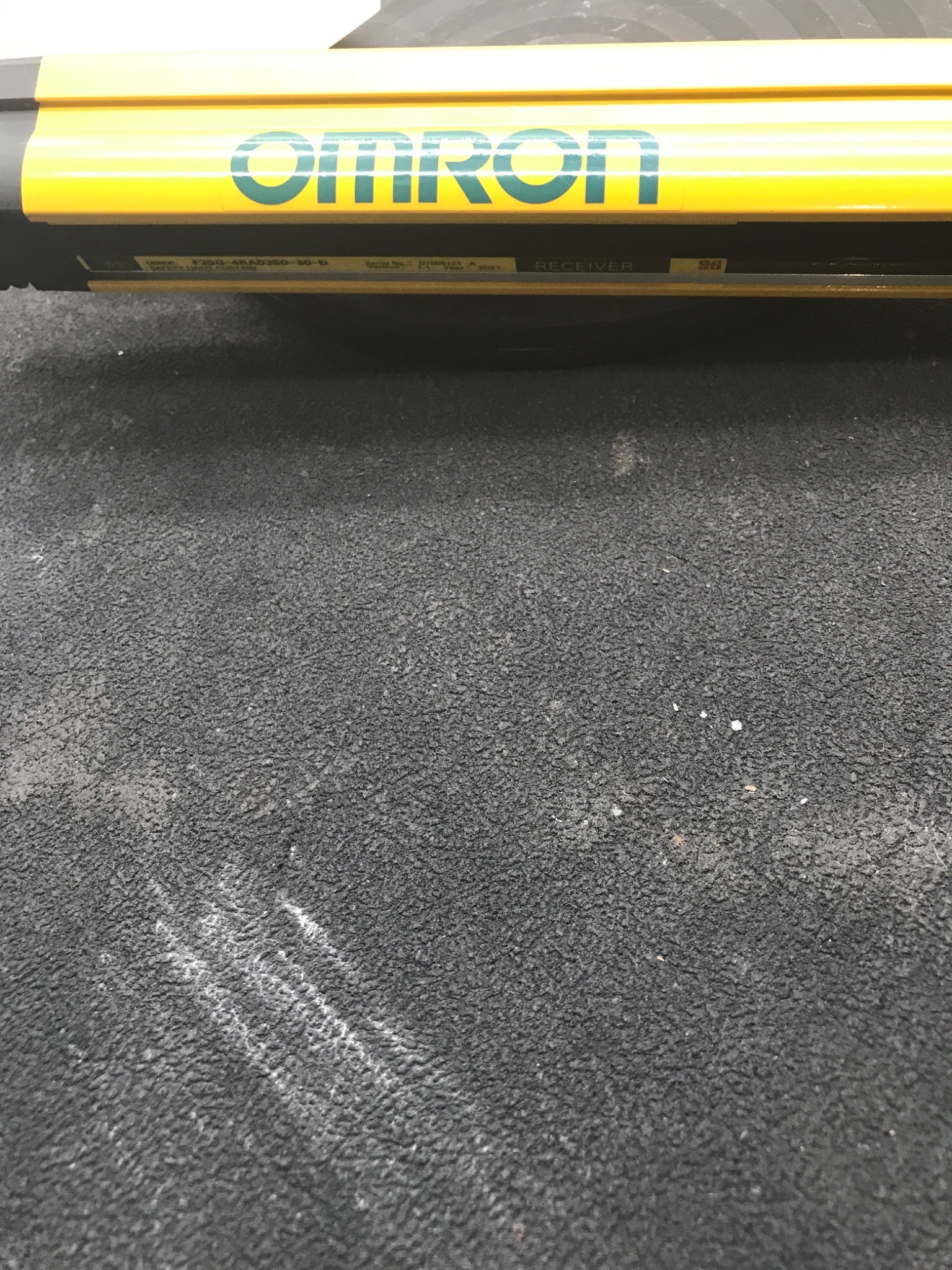 OMRON F3SG‑4RA0350‑30 Light Curtain Emitter & Receiver Set - USED 7