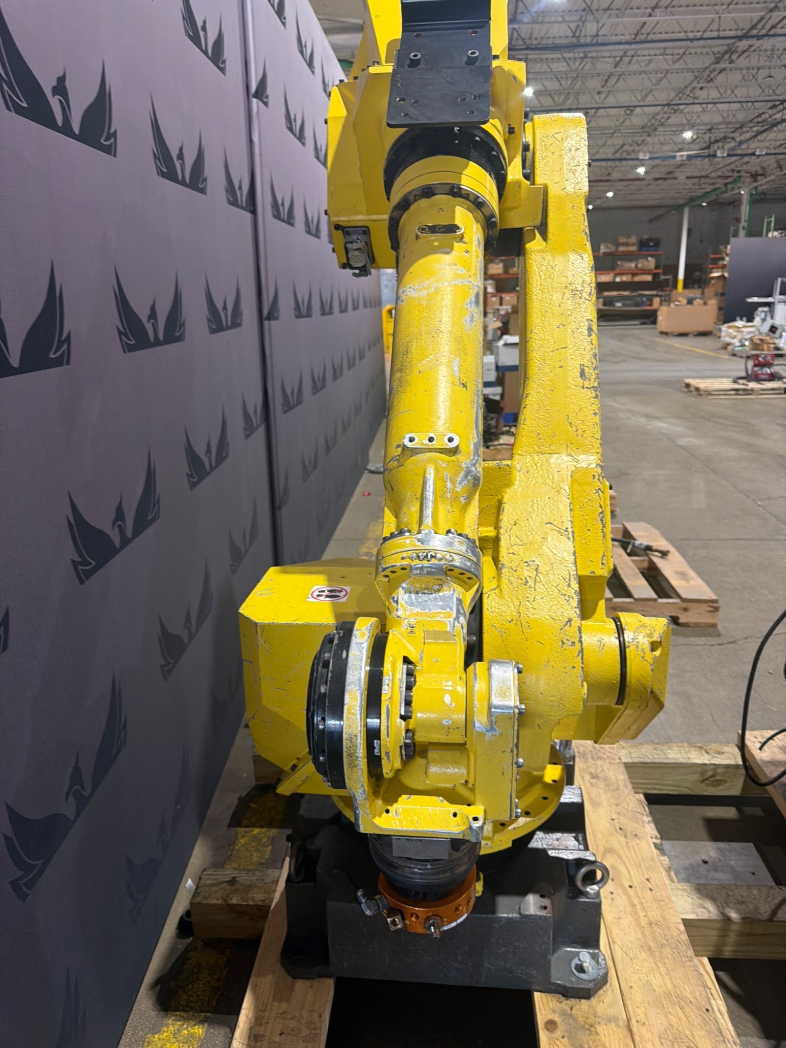 FANUC M‑710iC‑50 Complete with R‑30iB Controller USED 3