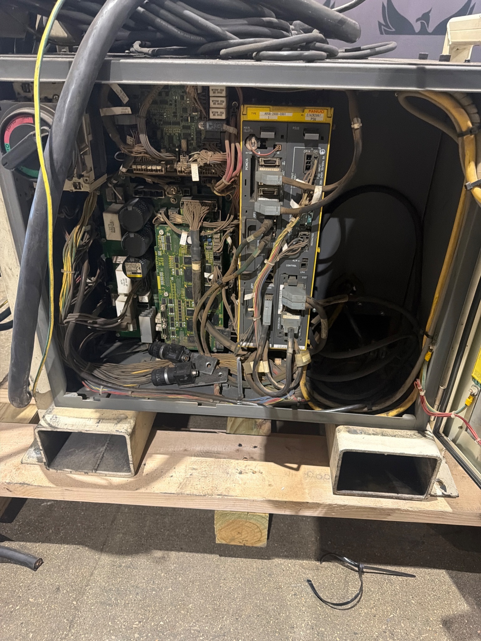 FANUC M‑710iC‑50 Complete with R‑30iB Controller USED 10