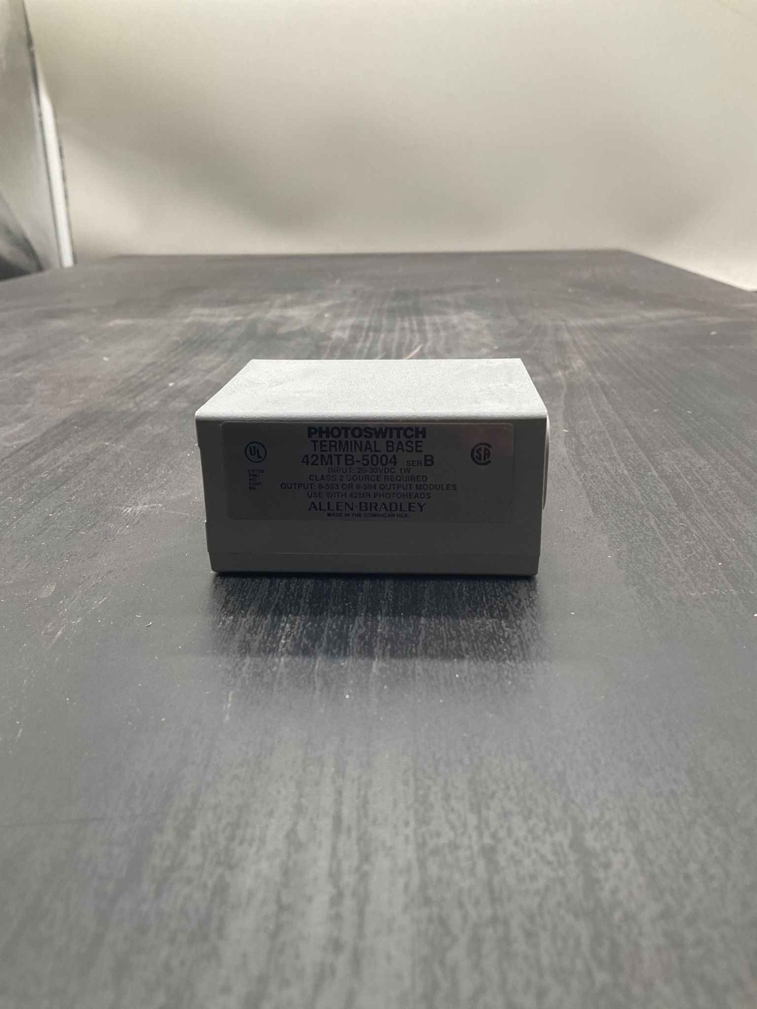 ALLEN‑BRADLEY 42MTB‑5004 Photoswitch Terminal Base NEW 1