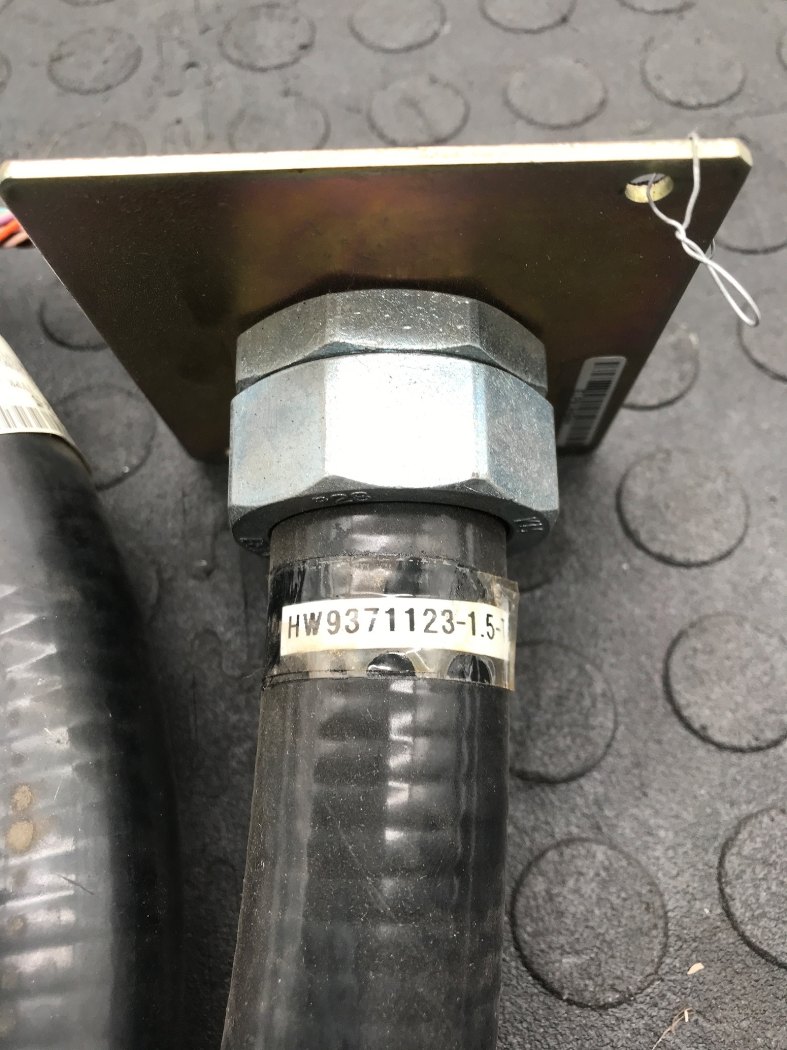 YASKAWA HW9371123‑1.5 Industrial Robot Interface Cable USED 3