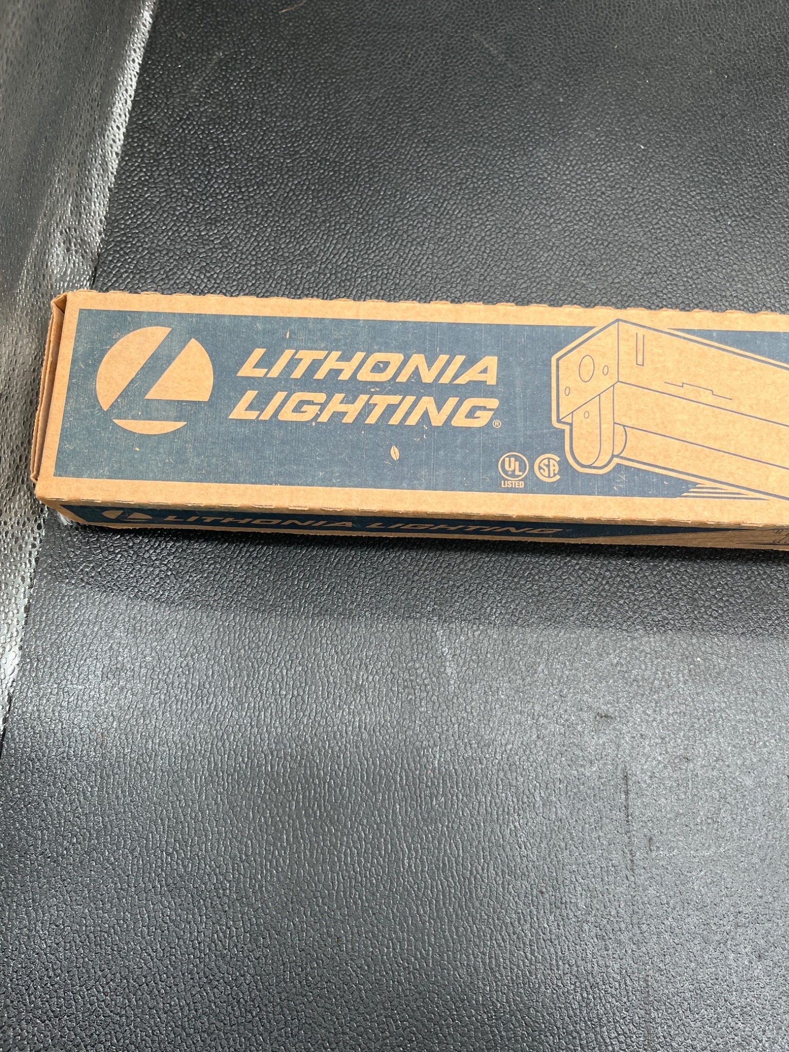 LITHONIA LIGHTING S130 3ft Narrow Strip Fluorescent Light NEW 1
