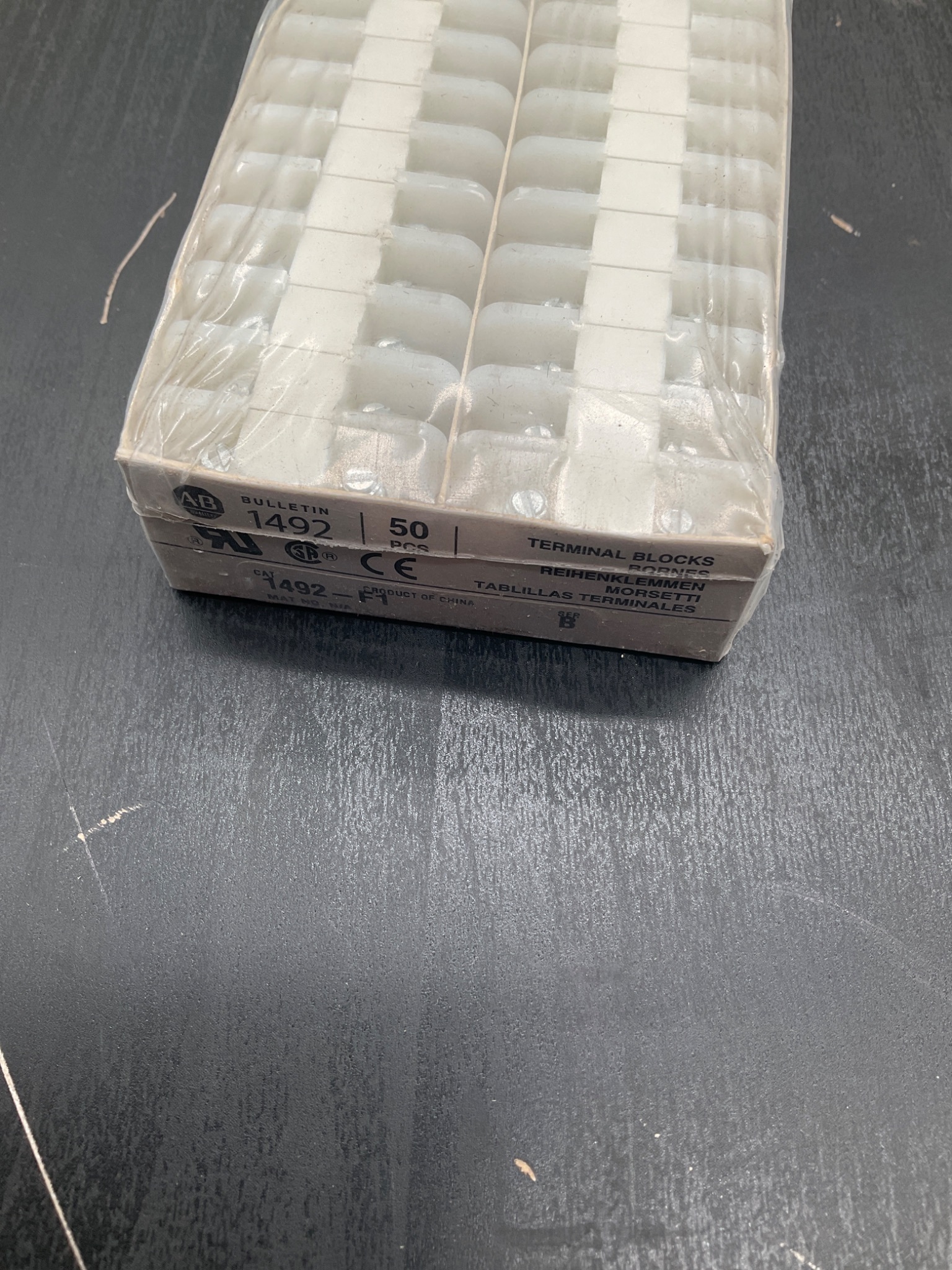 ALLEN‑BRADLEY 1492‑F1 Fuse Terminal Blocks 50 PCS NEW 2