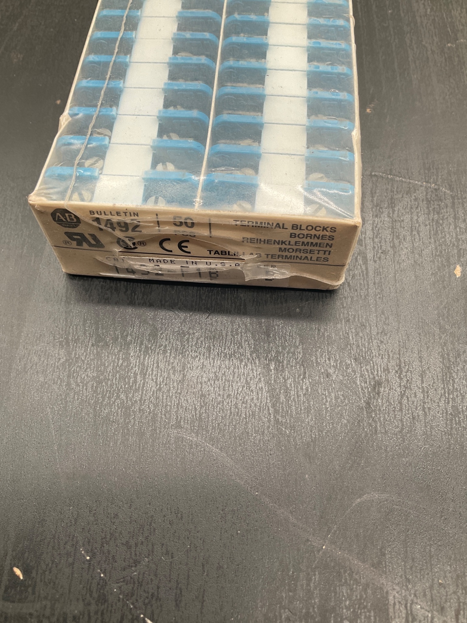 ALLEN‑BRADLEY 1492‑F1B Fuse Terminal Blocks 50 PCS NEW 1