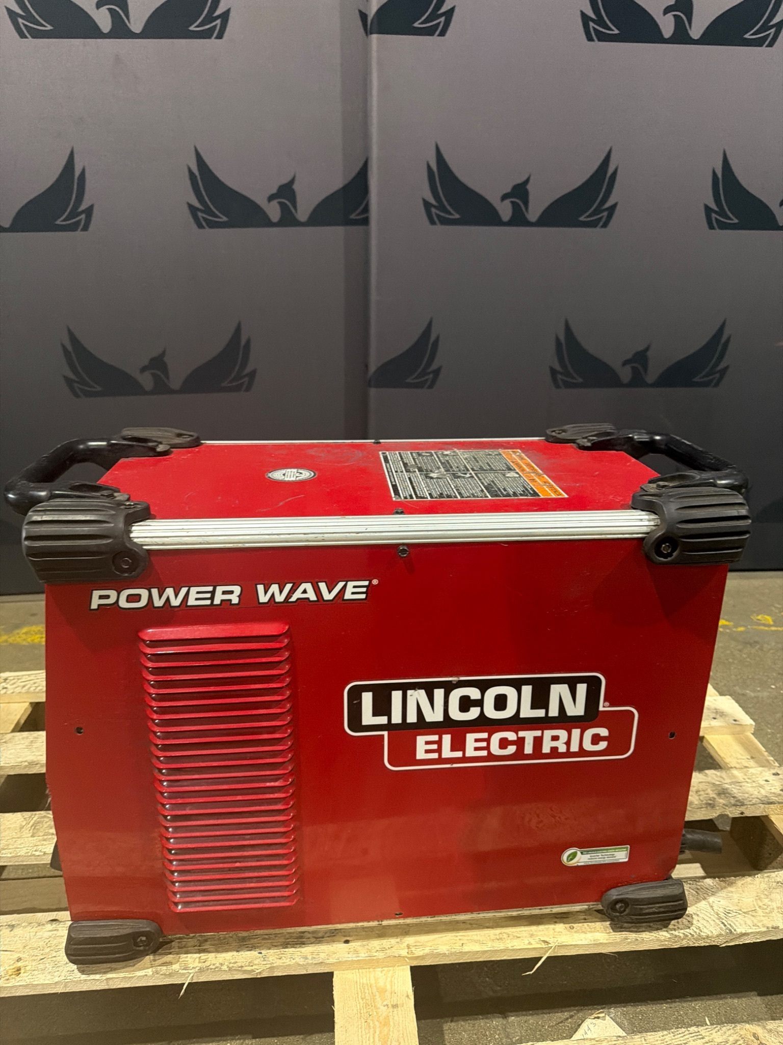 LINCOLN ELECTRIC Power Wave R350 Welding Power Source USED 0